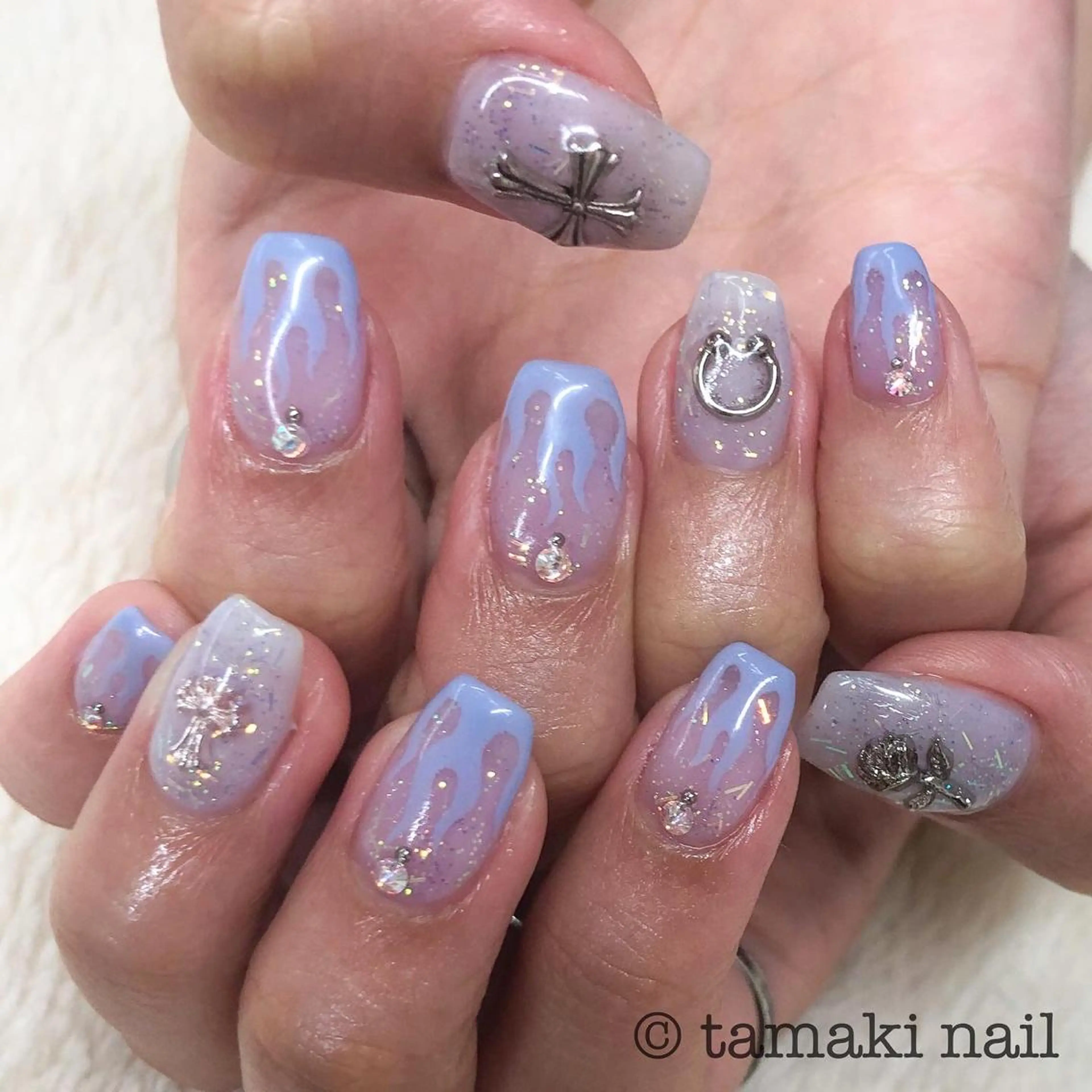 ネイル ブルー ハンドネイル MAYME所属・MAYME TAMAKIのネイルデザイン