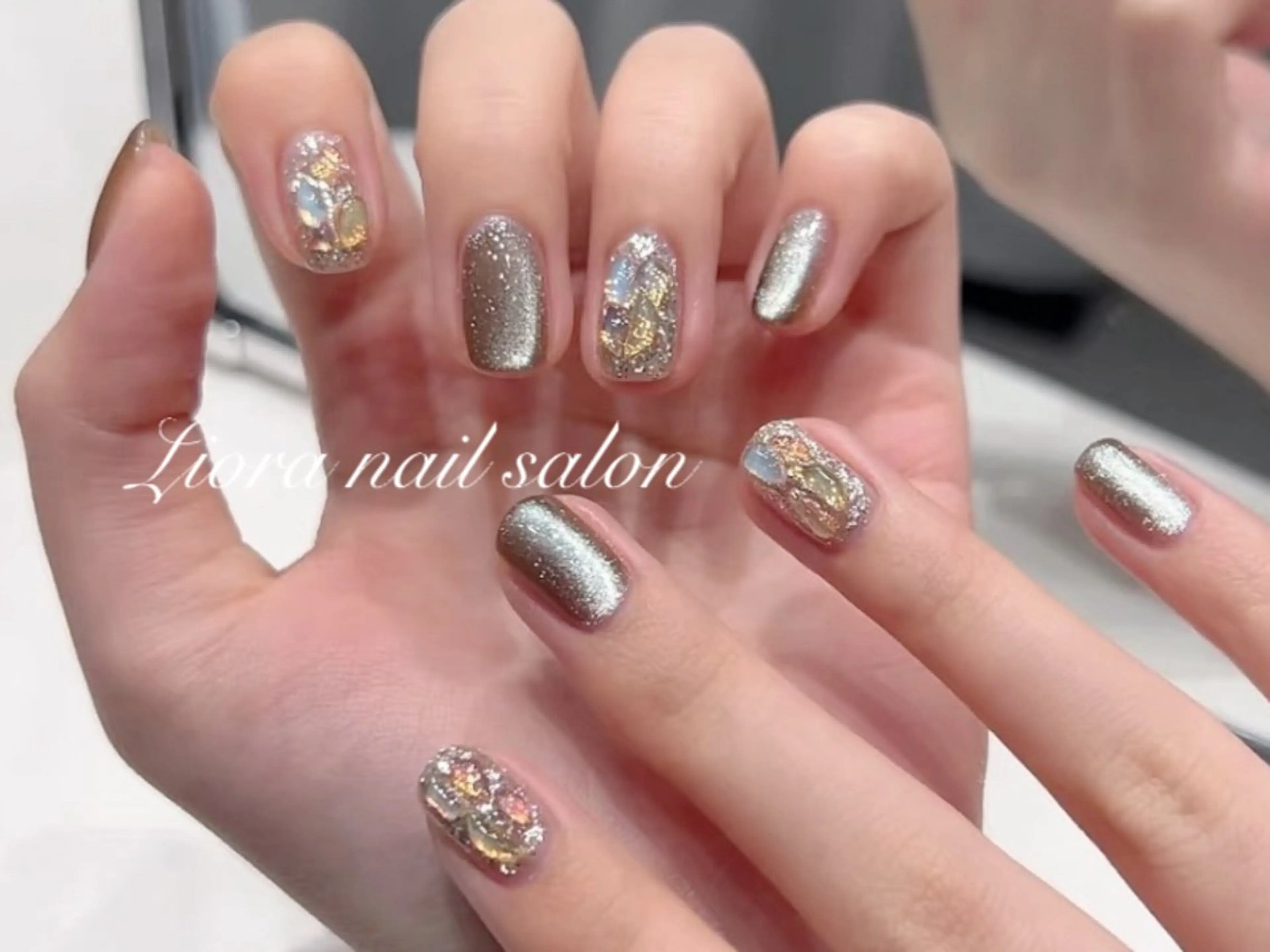 ネイル アートネイル フレンチネイル ジェルネイル ガーリー グラデーション ハンドネイル Liora nail 1のネイルデザイン