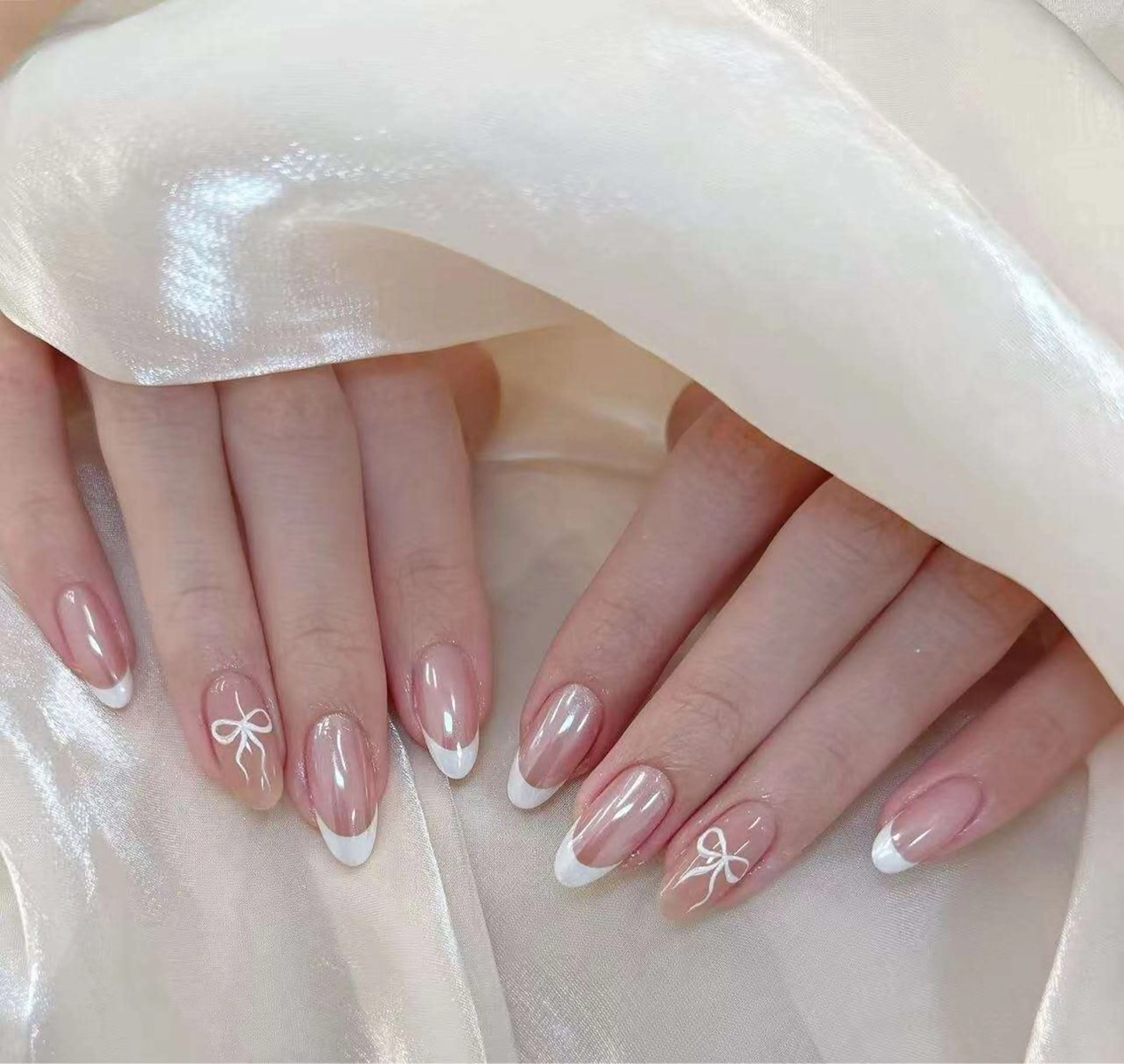 ネイル オーロラネイル フラワーネイル フットネイル フレンチネイル ジェルネイル ハンドネイル BabyYouMi ねねのネイルデザイン