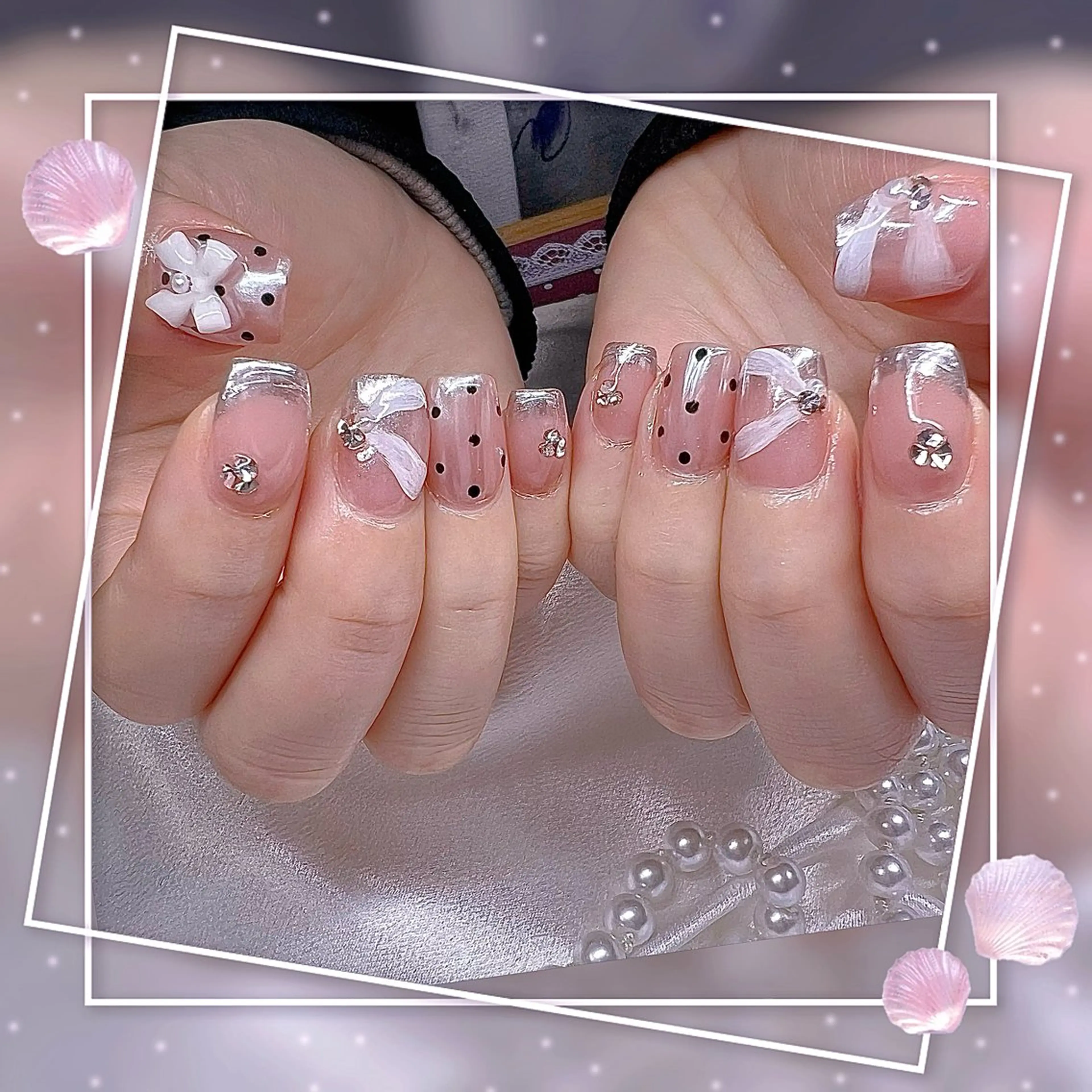 ネイル グラデーション キラキラネイル 韓国ネイル マグネットネイル ピンク ハンドネイル ハンドケア Chill Nailsalonのネイルデザイン