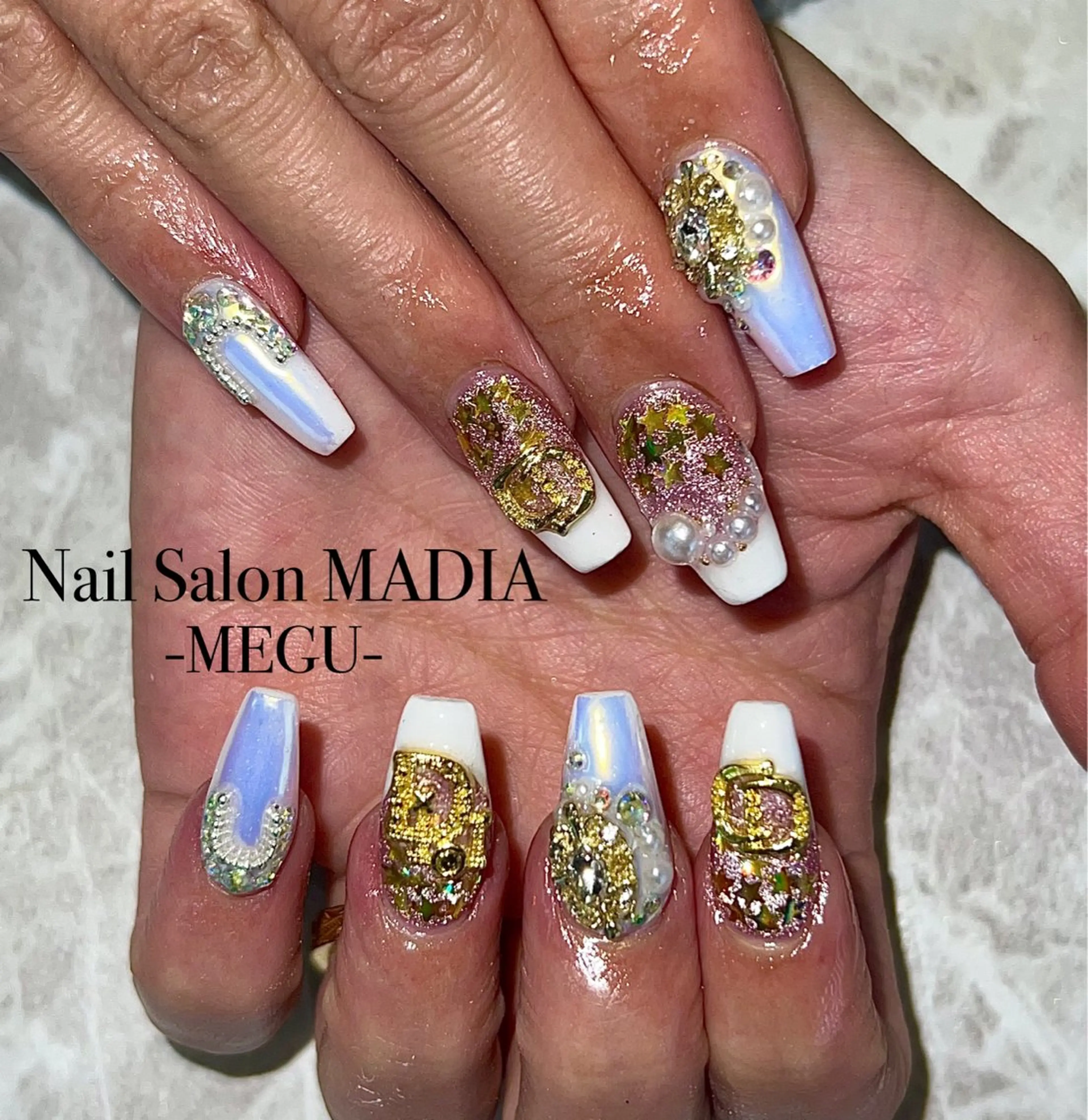 ネイル MADIA藤沢所属・MADIA MEGUのネイルデザイン