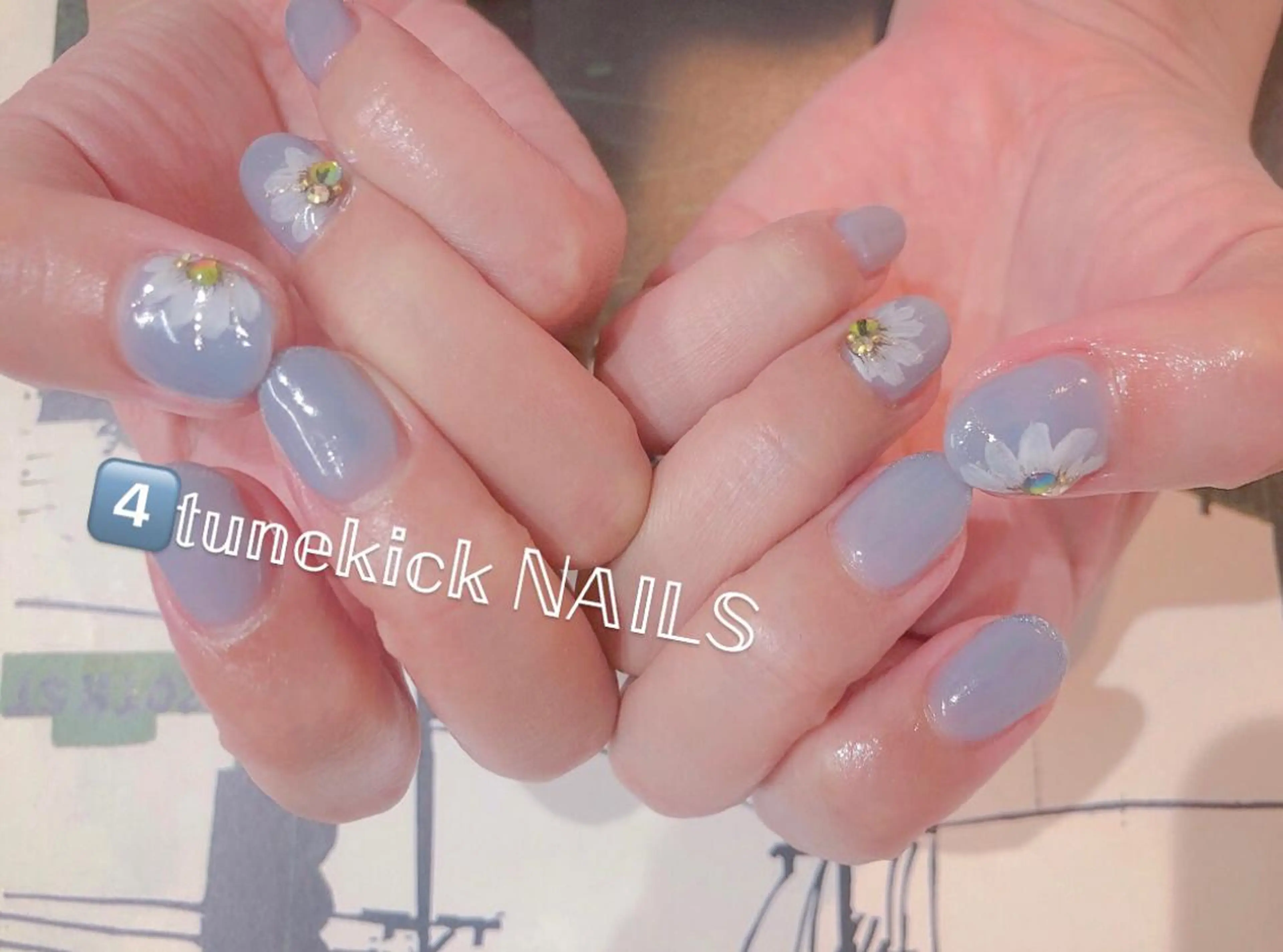 ネイル フラワーネイル 4tunekick NAILS(フォーチュンキックネイルズ)所属・光森 淳子のネイルデザイン