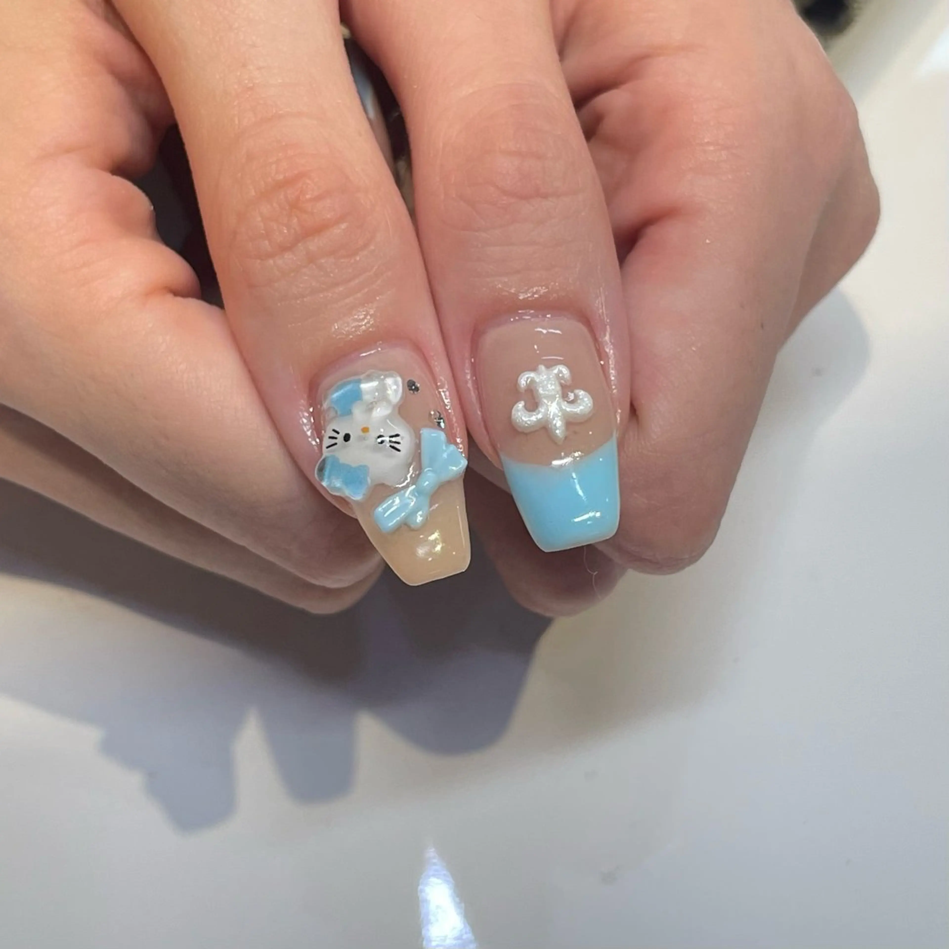 ネイル ハンドネイル ネイルサロン　SLASH所属・Aki ୨୧のネイルデザイン