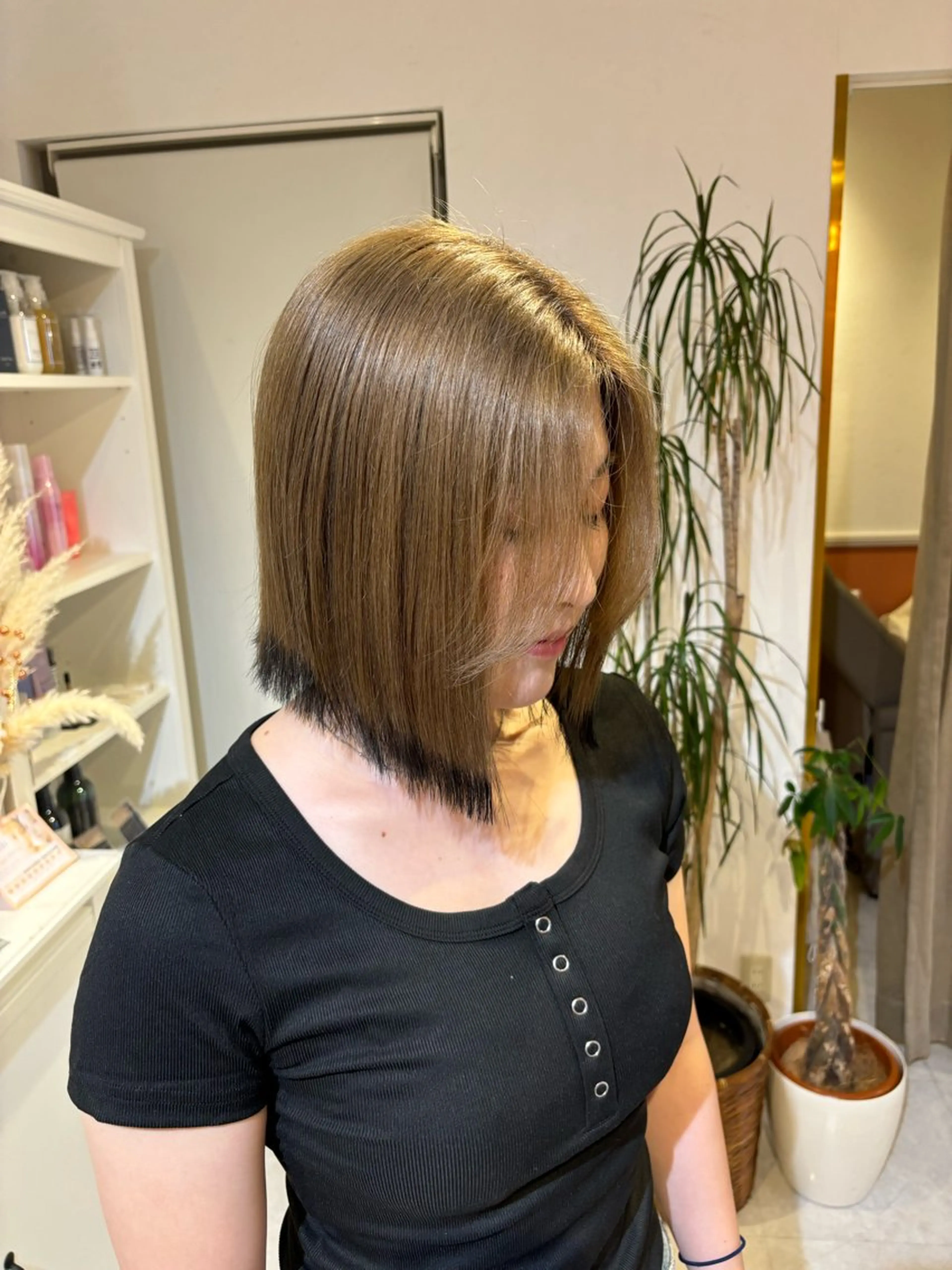 ミディアム カラー ヘアカラー 山﨑 まなかのヘアスタイル