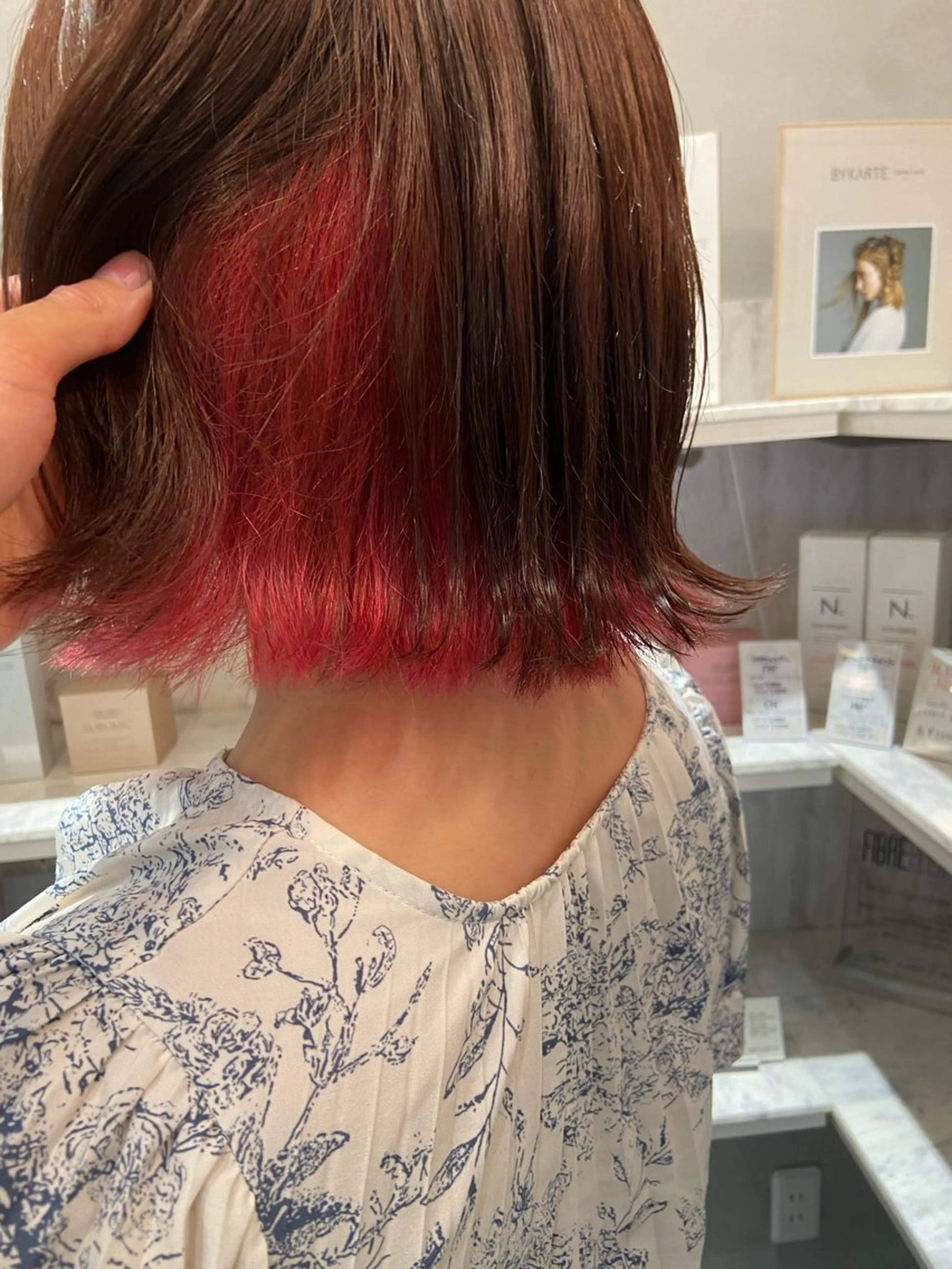 ショート カラー インナーカラー ラベンダーカラー ラベンダーピンク ピンクカラー カット ヘアカラー 髙橋紋菜🍏 イオンモール名取2階のヘアスタイル