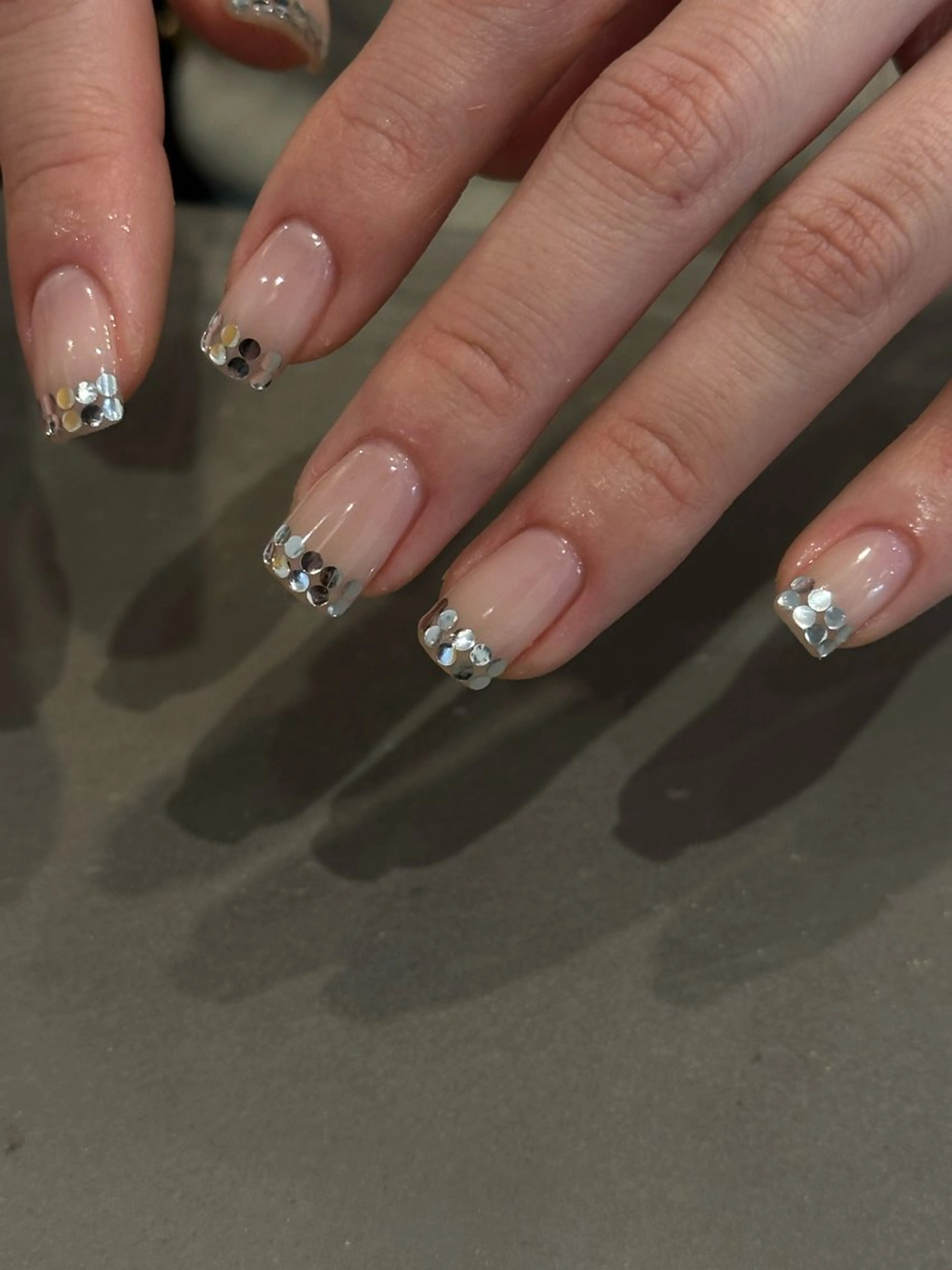 ネイル フレンチネイル ハンドネイル NINE_ SAKIのネイルデザイン