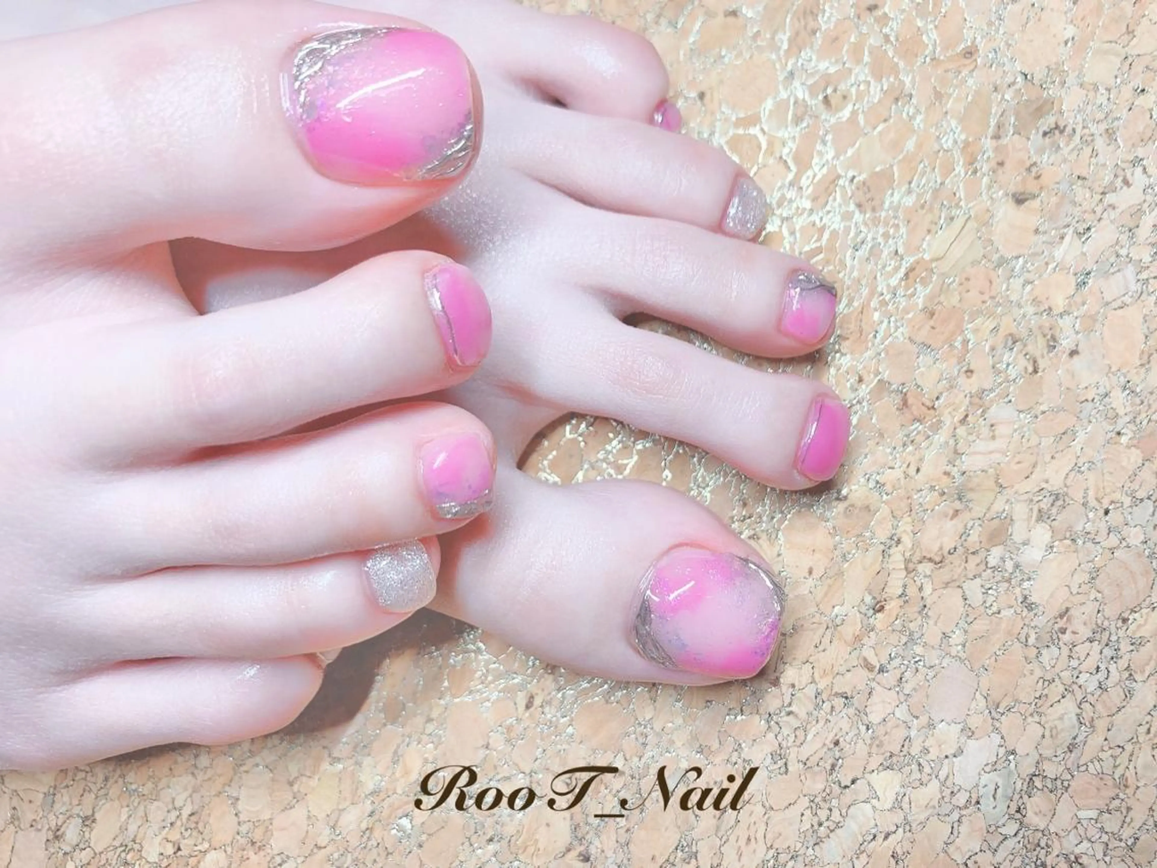 メンズ ネイル ニュアンスネイル フットネイル RooT Nailのネイルデザイン