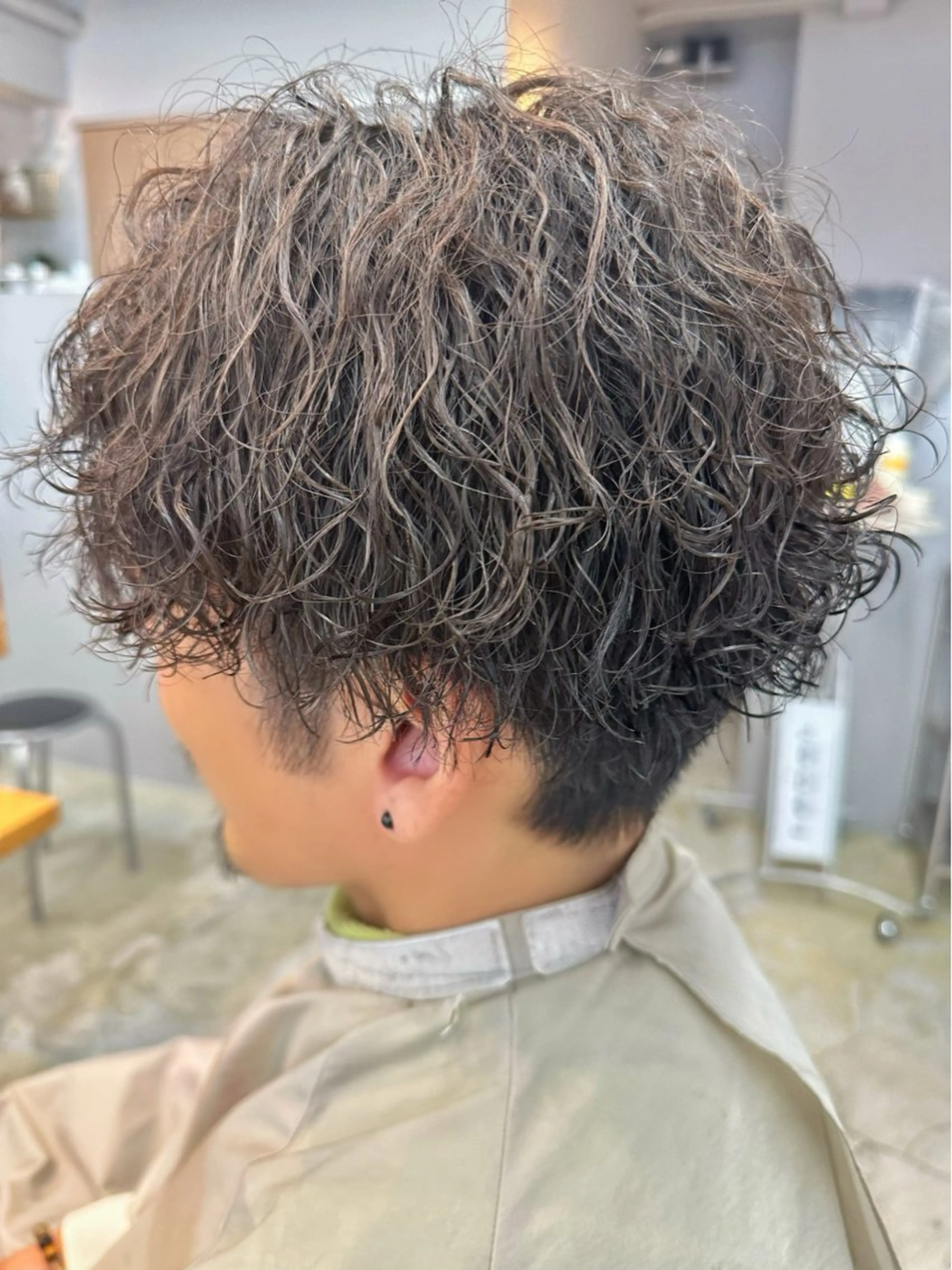 ショート カット 藤本 静香のヘアスタイル