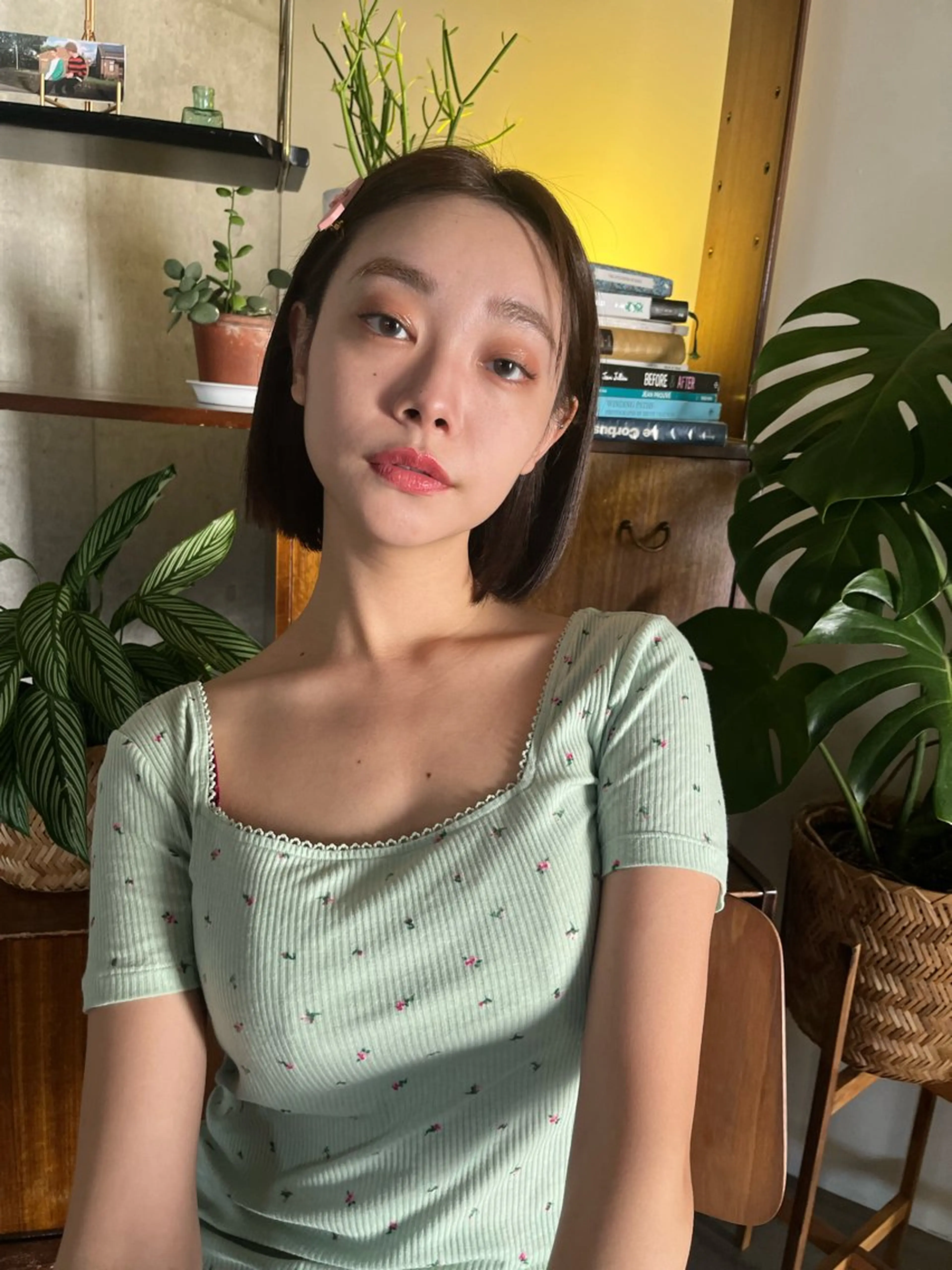 ショート ボブ 顔まわりレイヤー 韓国風ヘア レイヤーカット タッセルカット レイヤーカット\ウル フ　chinatsuのヘアスタイル