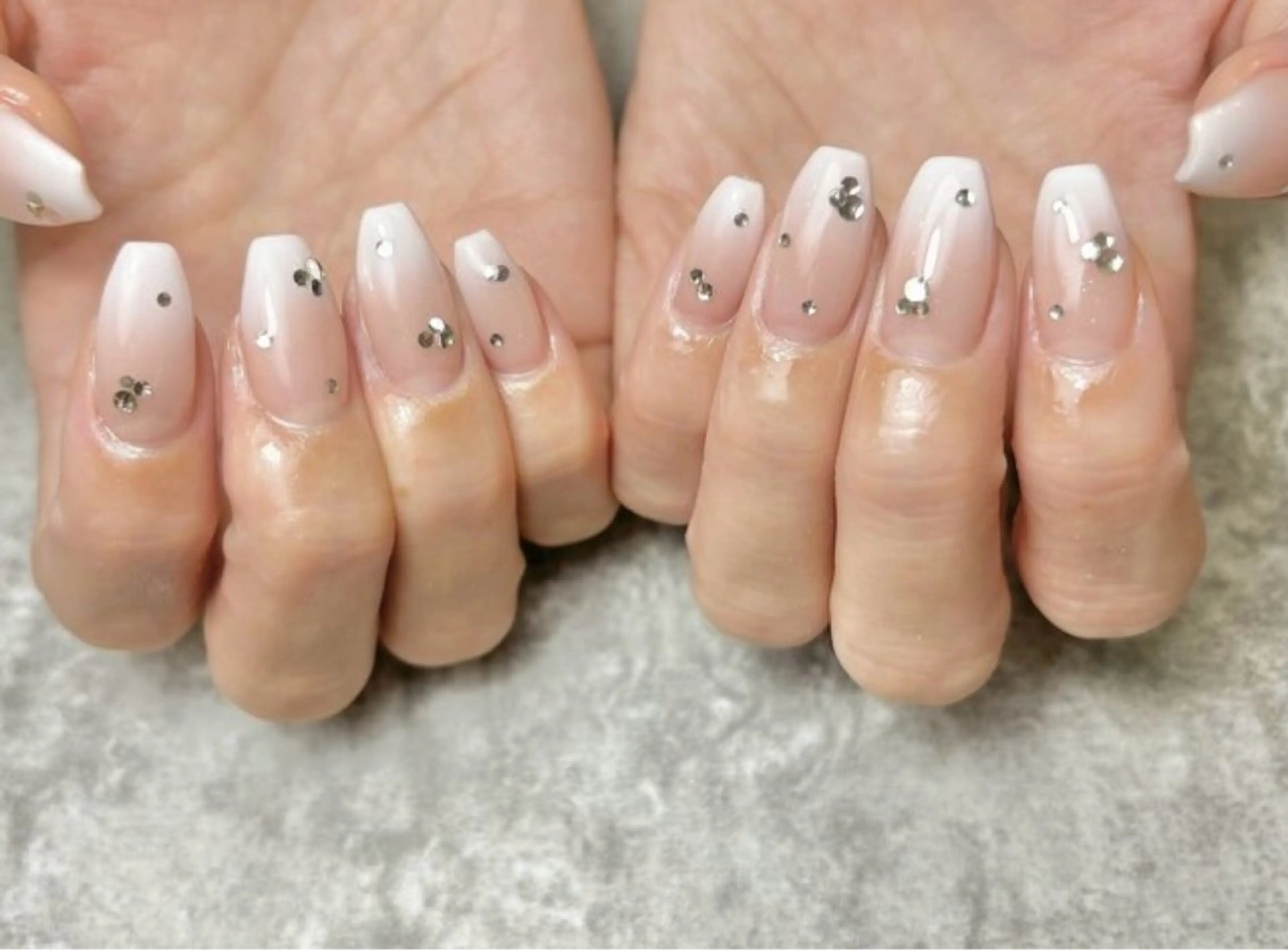 ベイビーブーマー🌸🤍(ベース込み）オフ無し☀️の写真