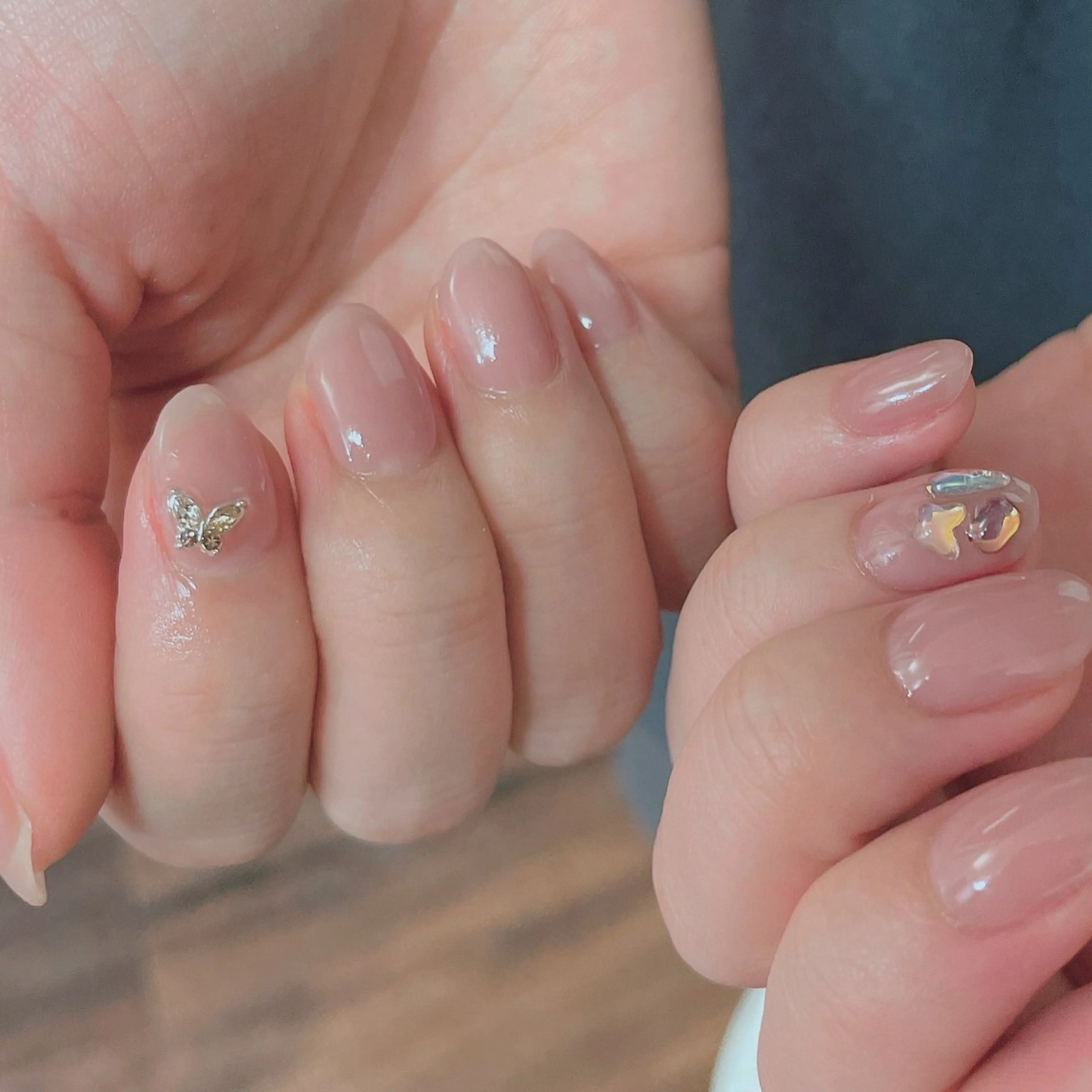 ネイル 導一Ⅲ(ミチイスリー)所属・ニュアンス得意／モデ ル募集／サオリ🍍のネイルデザイン