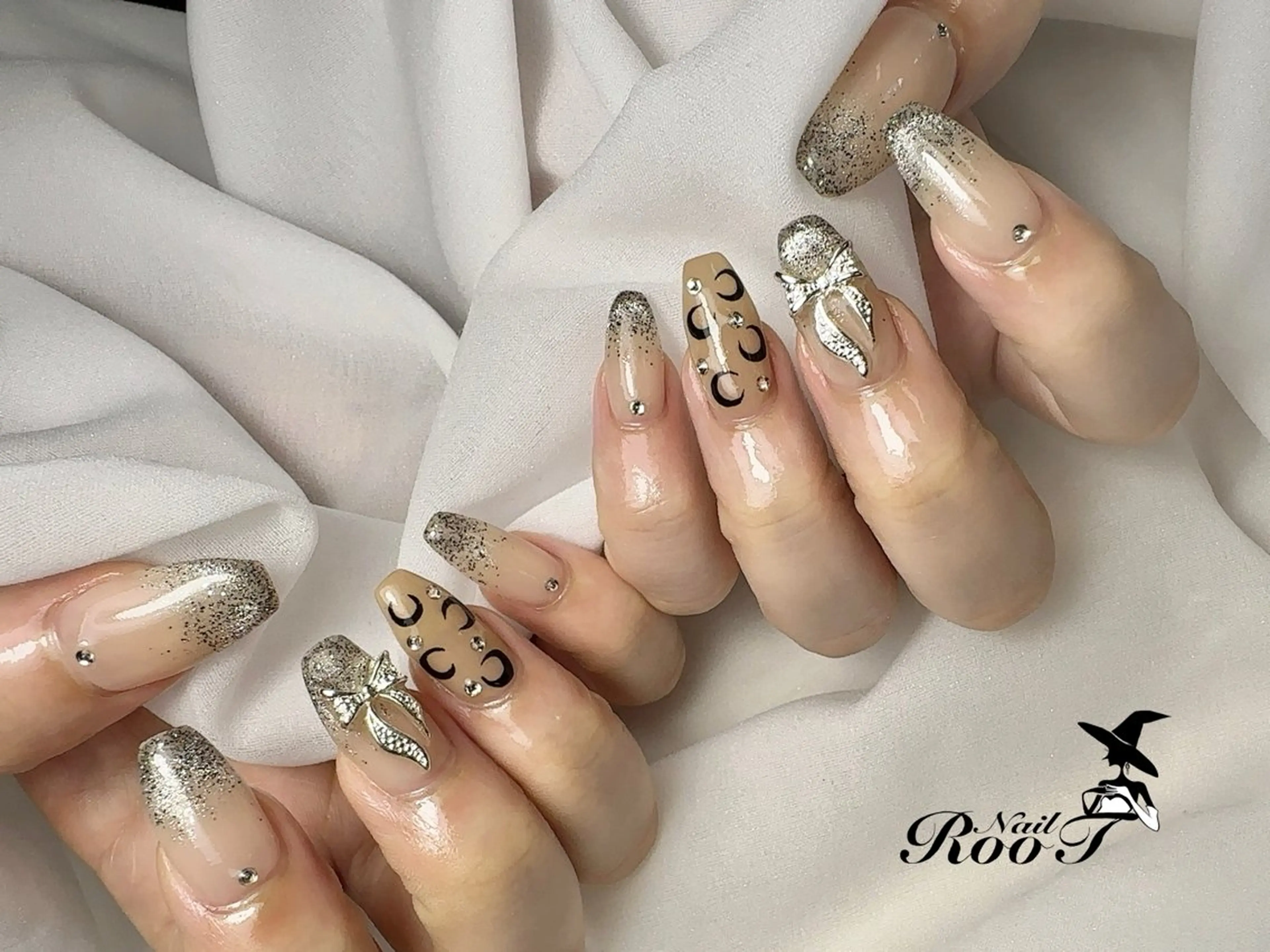 ネイル マグネットネイル ハンドネイル RooT Nailのネイルデザイン