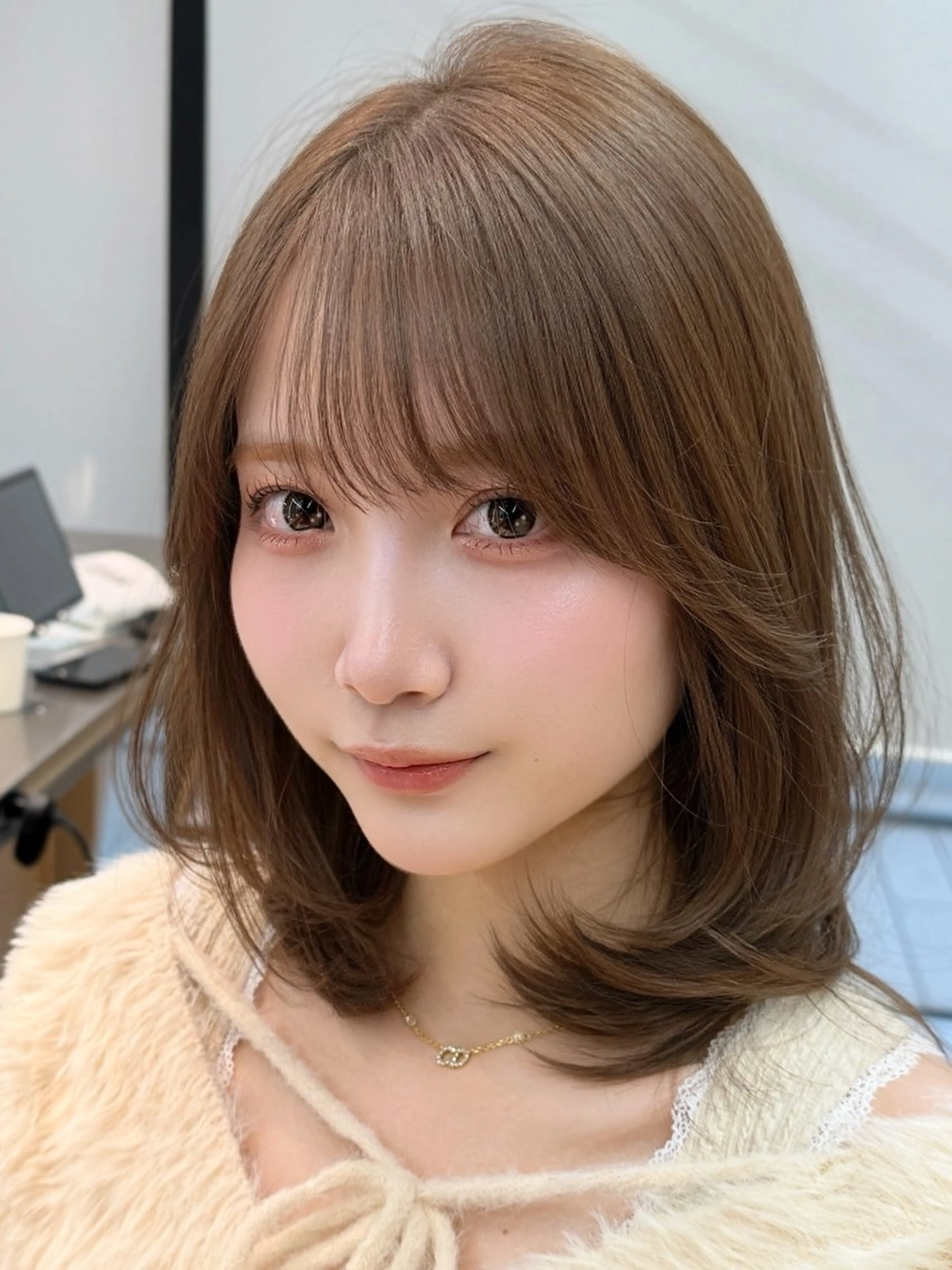 ショート カラー 木元 瑛✂︎ボブのヘアスタイル