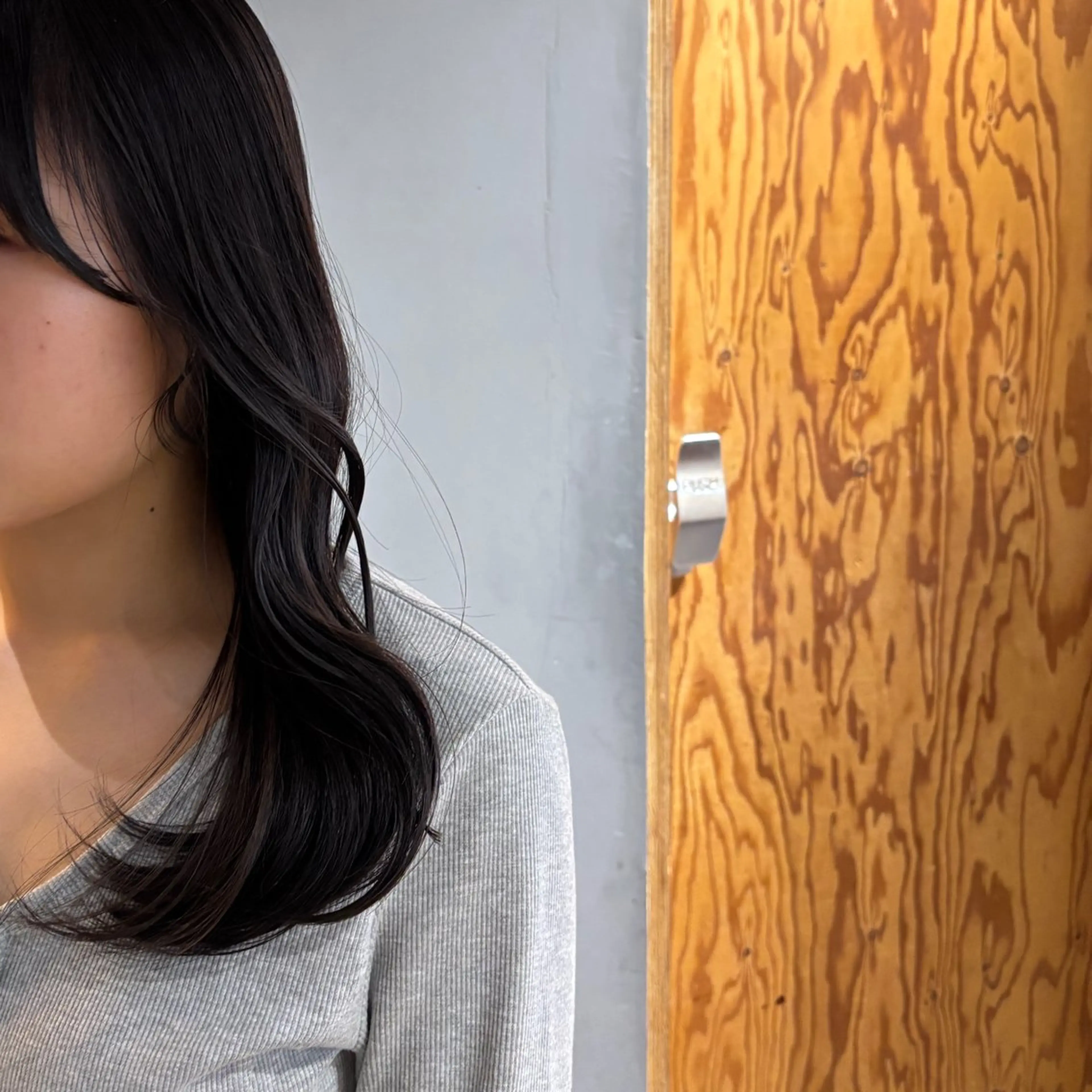 ミディアム くびれヘア 韓国風ヘア カット トリートメント noa ☪︎のヘアスタイル