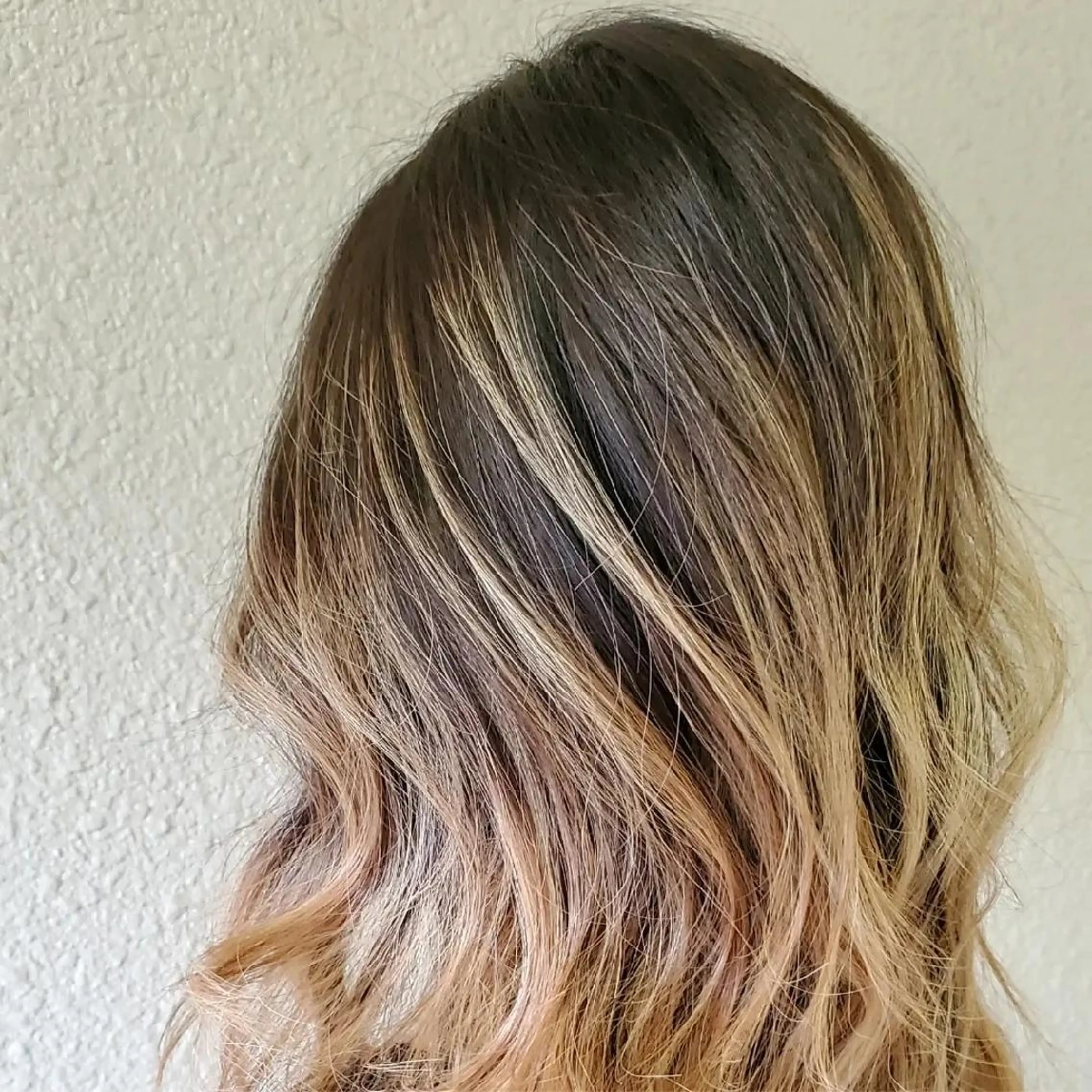 ロング カラー バレイヤージュ レイヤーカット HAIRMAKE y21青葉台所属・鈴木 那由人のヘアスタイル