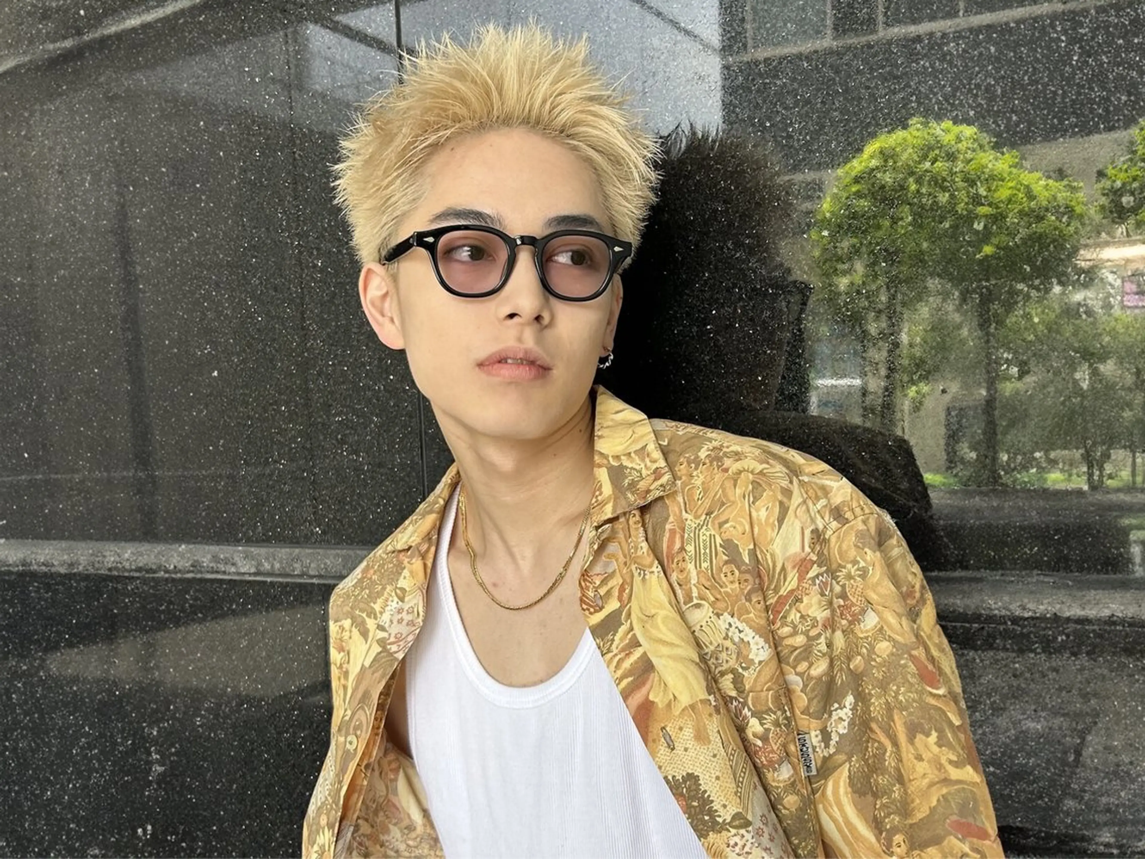 【ブリーチ】ブリーチのみ、又は、ブリーチして色を入れたいって方に、🔥オススメのクーポンです🔥追加料金【有】の写真