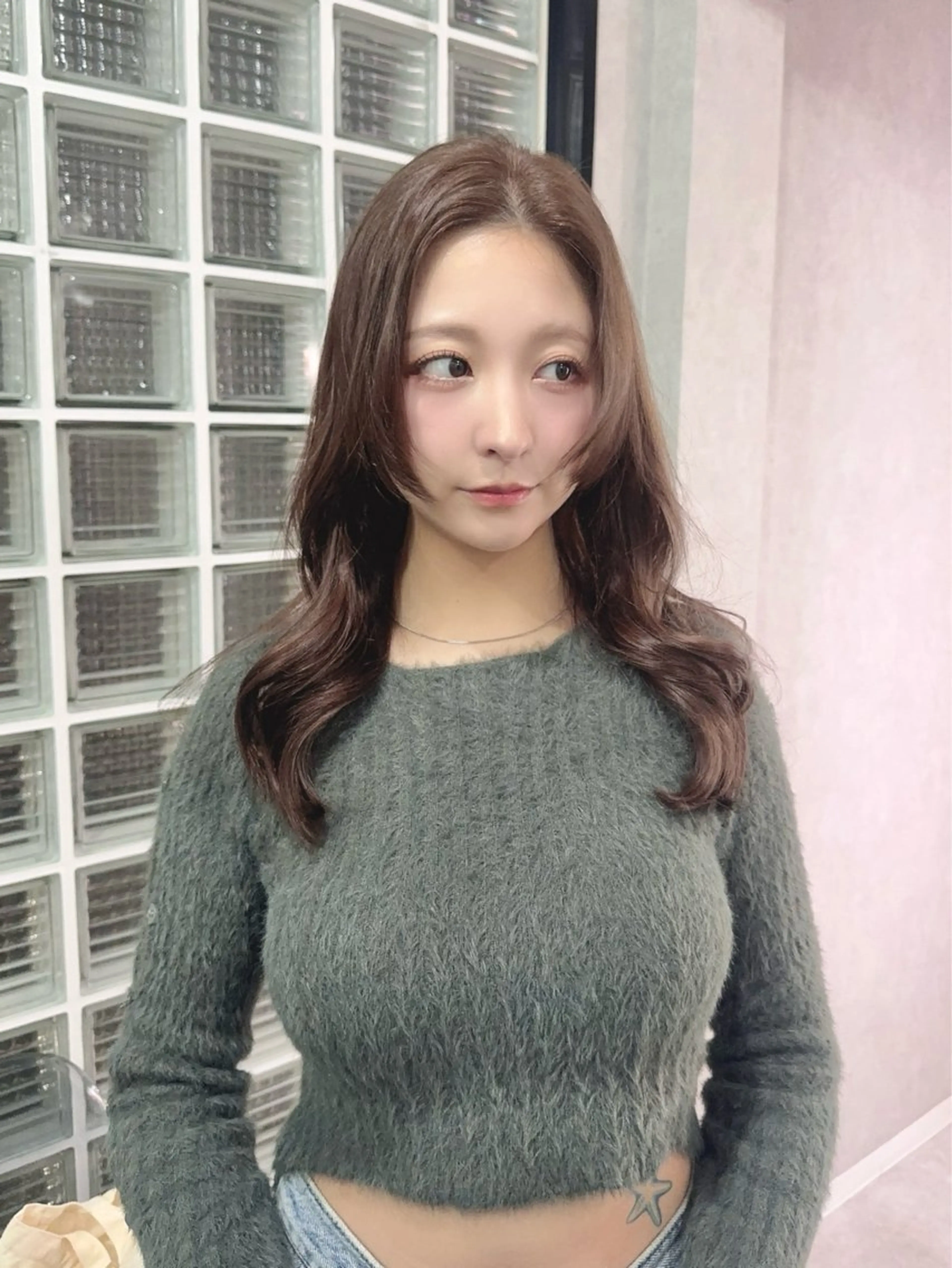 ロング カラー ベージュカラー ブリーチ ブラウンカラー ショコラブラウン ショコラグレージュ ヘアカラー トリートメント 赤み無し柔らかカラー 【梅田】madokaのヘアスタイル