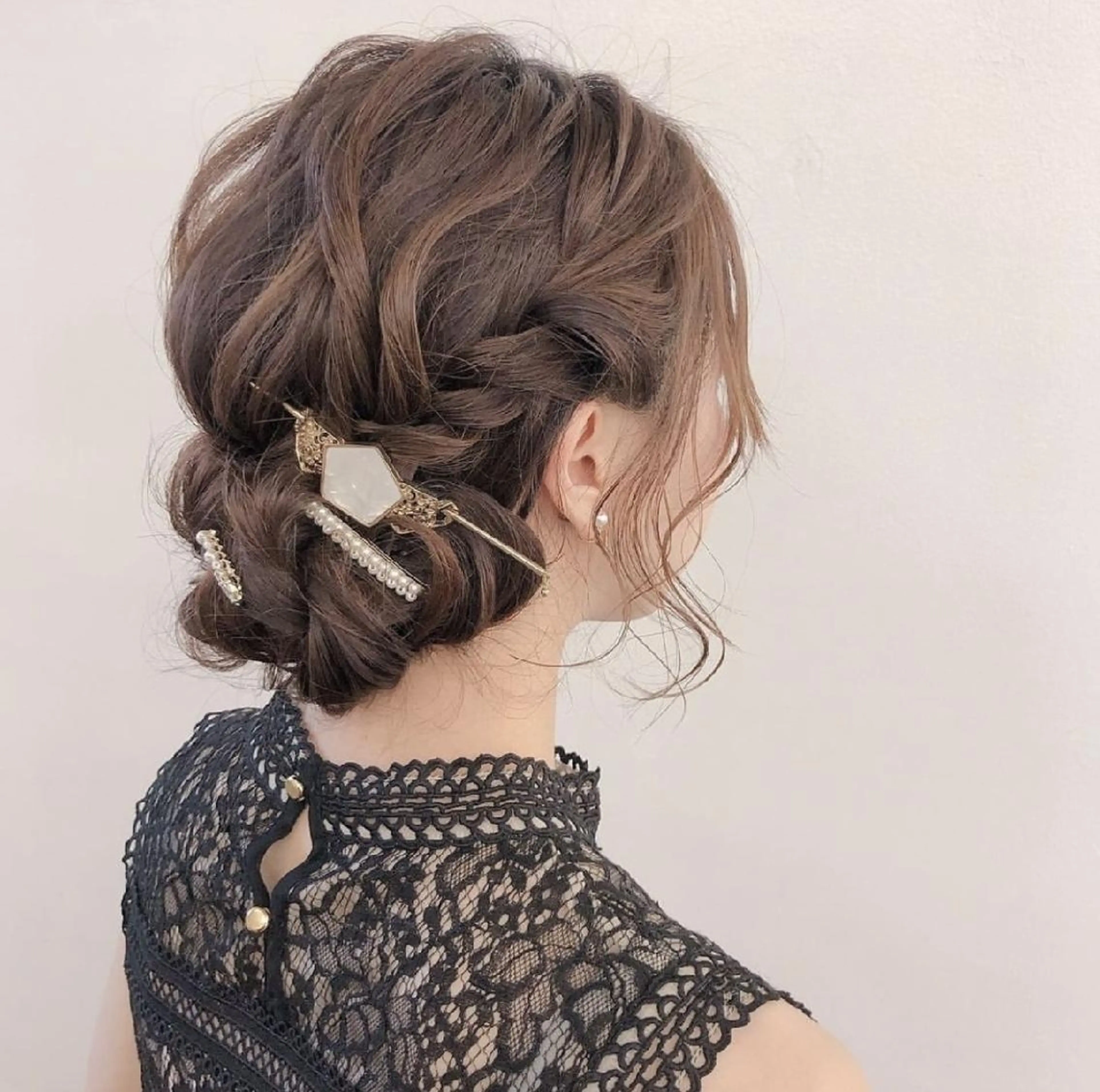 ミディアム ヘアアレンジ 鶴田 風雅のヘアスタイル