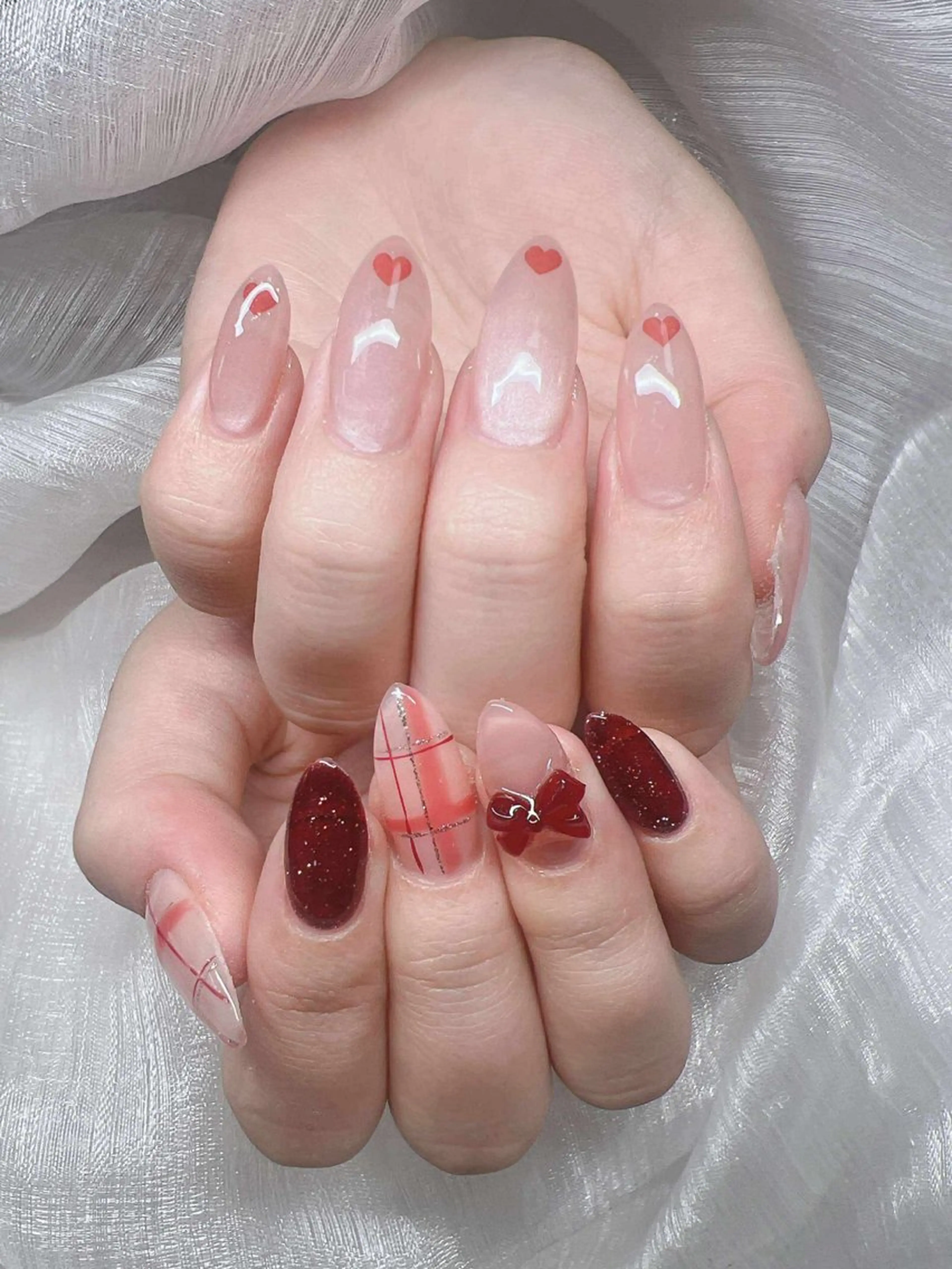 ネイル 長さ出し グラデーション 卒業式 キラキラネイル マグネットネイル ハンドネイル Lee Nailsのネイルデザイン