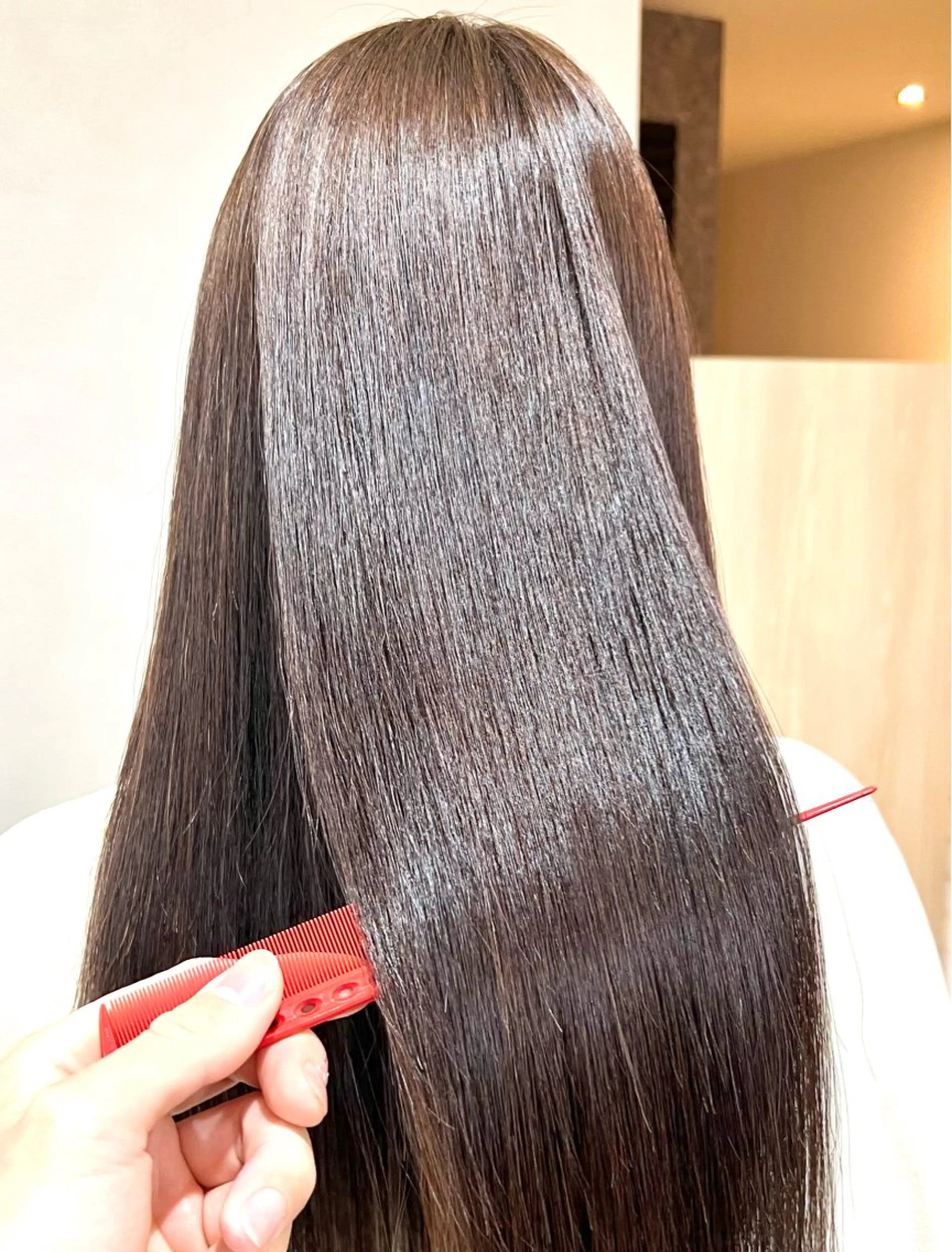 『毛先のギシギシ無くしたい』酸熱＋髪質改善トリートメント  《友達から褒められる美髪に》の写真