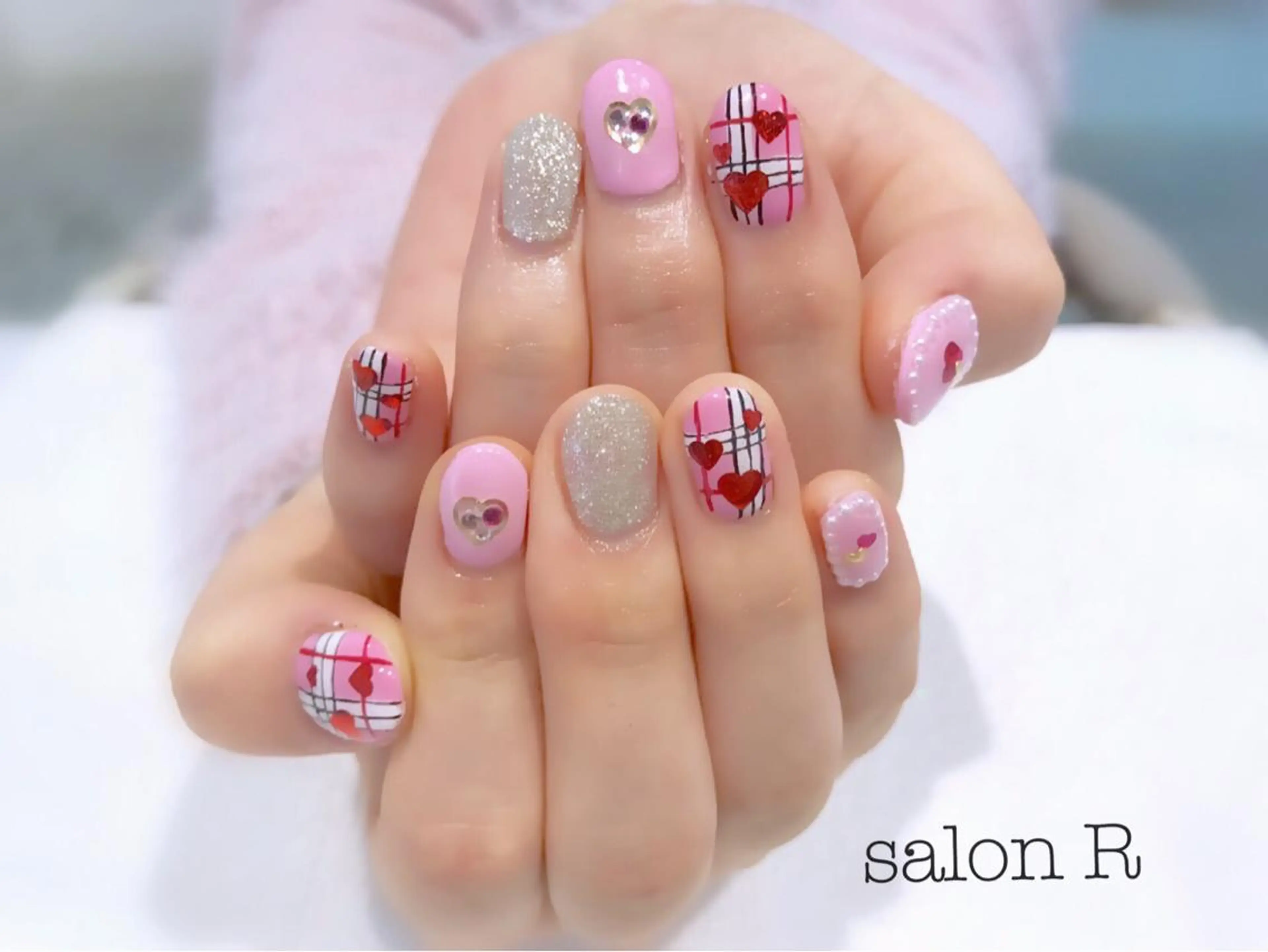 ネイル Re Pearl～コーディネートサロン～ 市駅前店所属・NARUMI HYODOのネイルデザイン