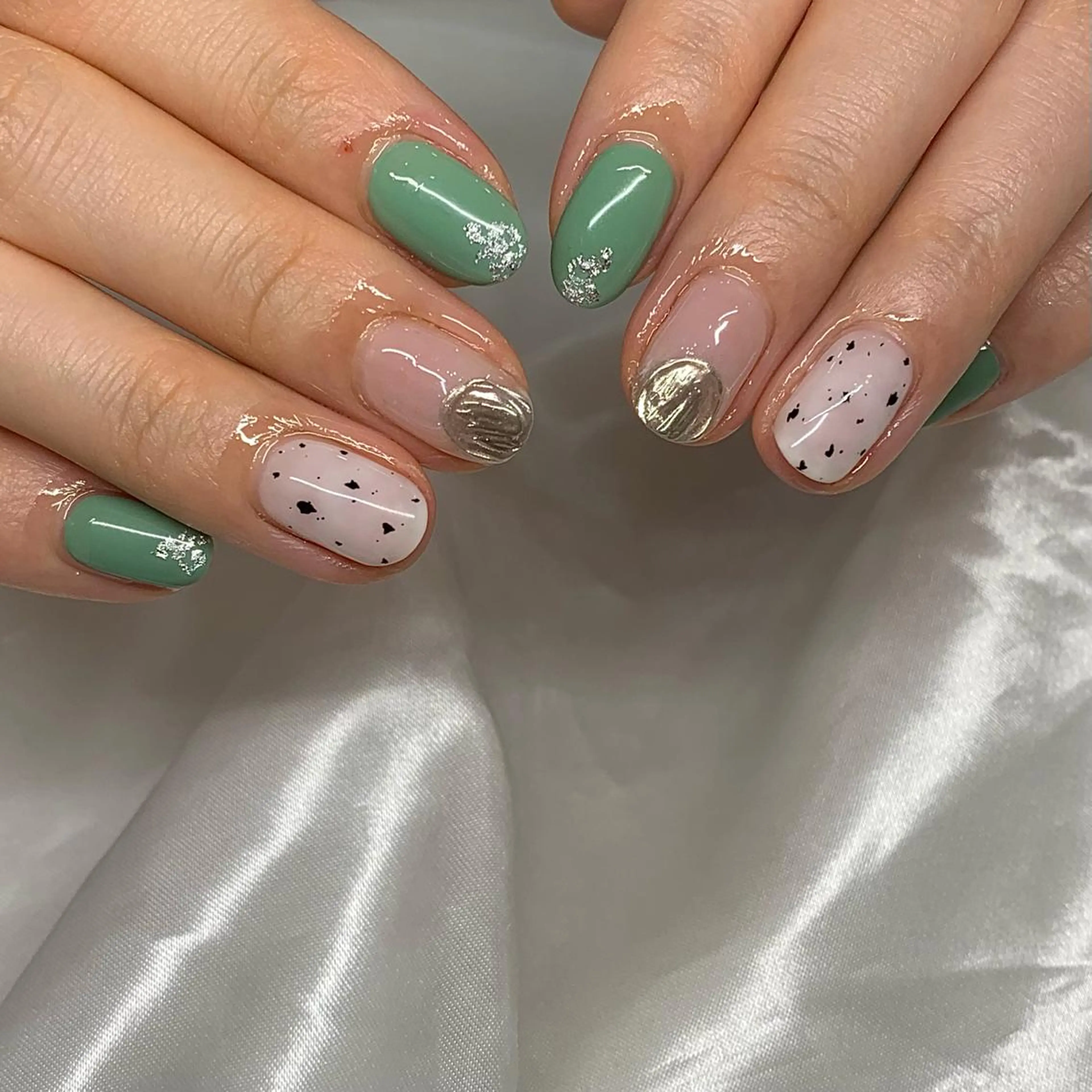 ネイル nailsalon Lithos所属・nailsalon Recontreのネイルデザイン