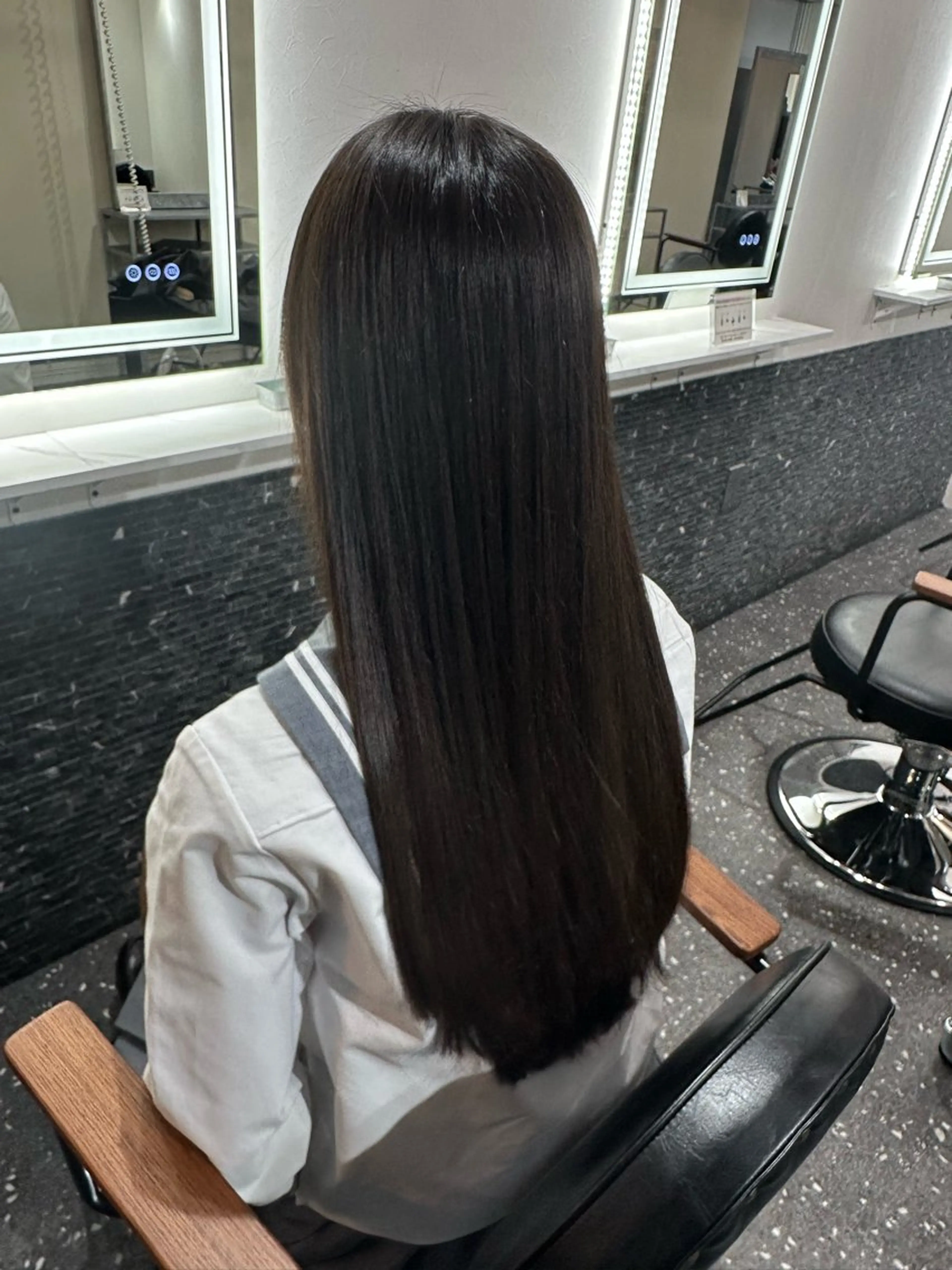 ロング パーマ ロング 縮毛矯正 縮毛矯正 トリートメント 髪質改善⭐️縮毛矯正 吉祥寺⭐️Rinaのヘアスタイル