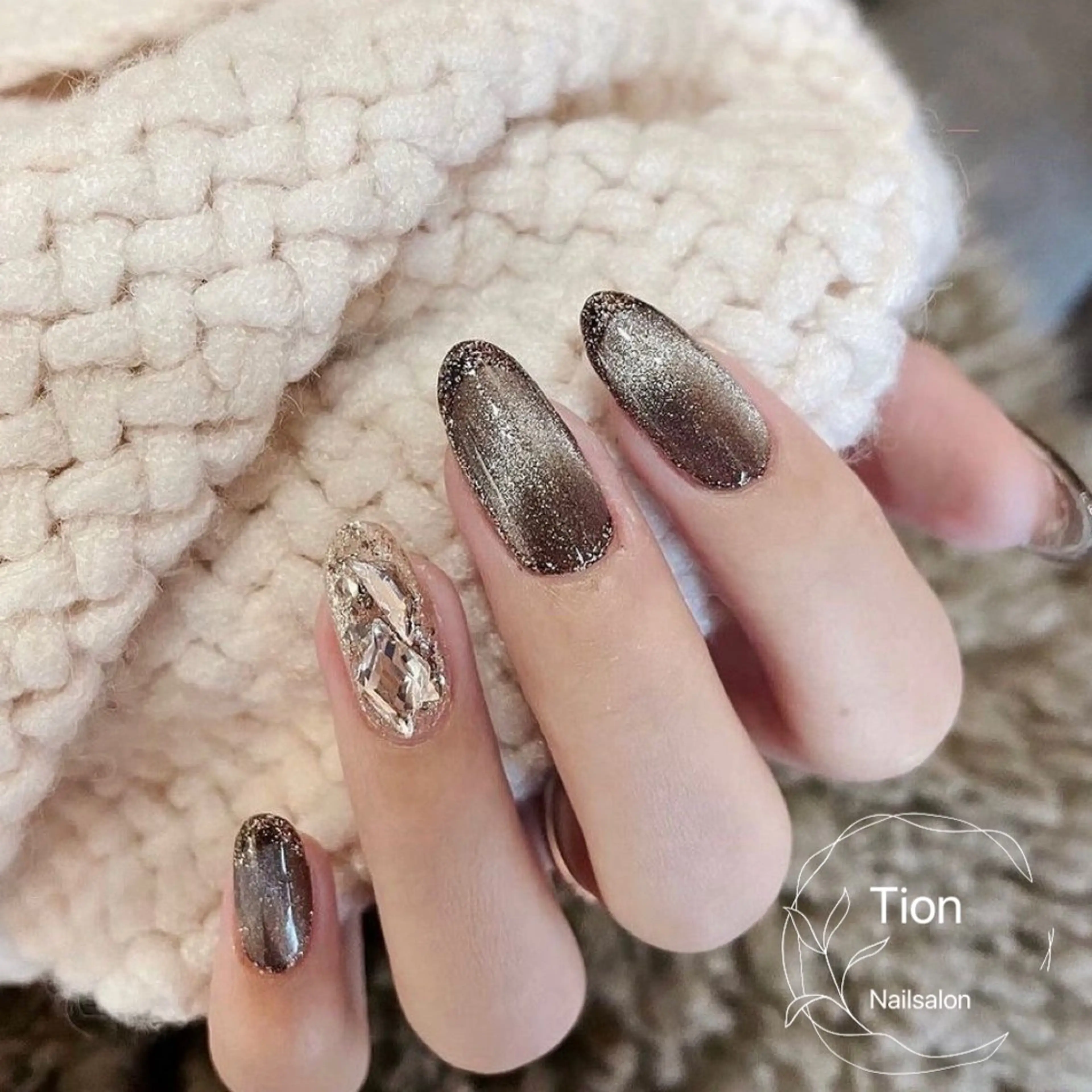 ネイル チークネイル 長さ出し フットネイル フレンチネイル ジェルネイル Nailsalon Tion 横浜西口店のネイルデザイン