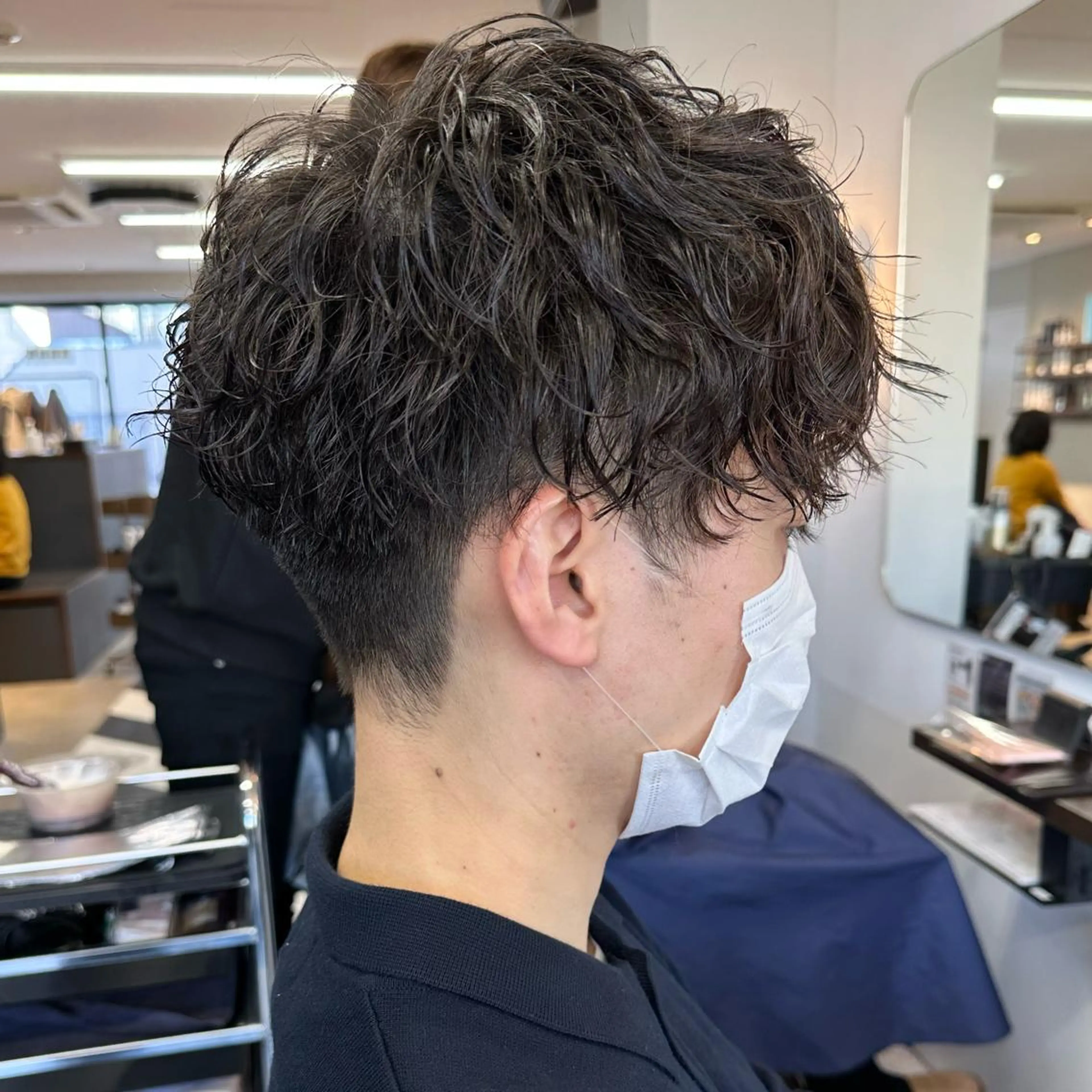 ショート パーマ メンズ 守屋 寿哉のヘアスタイル