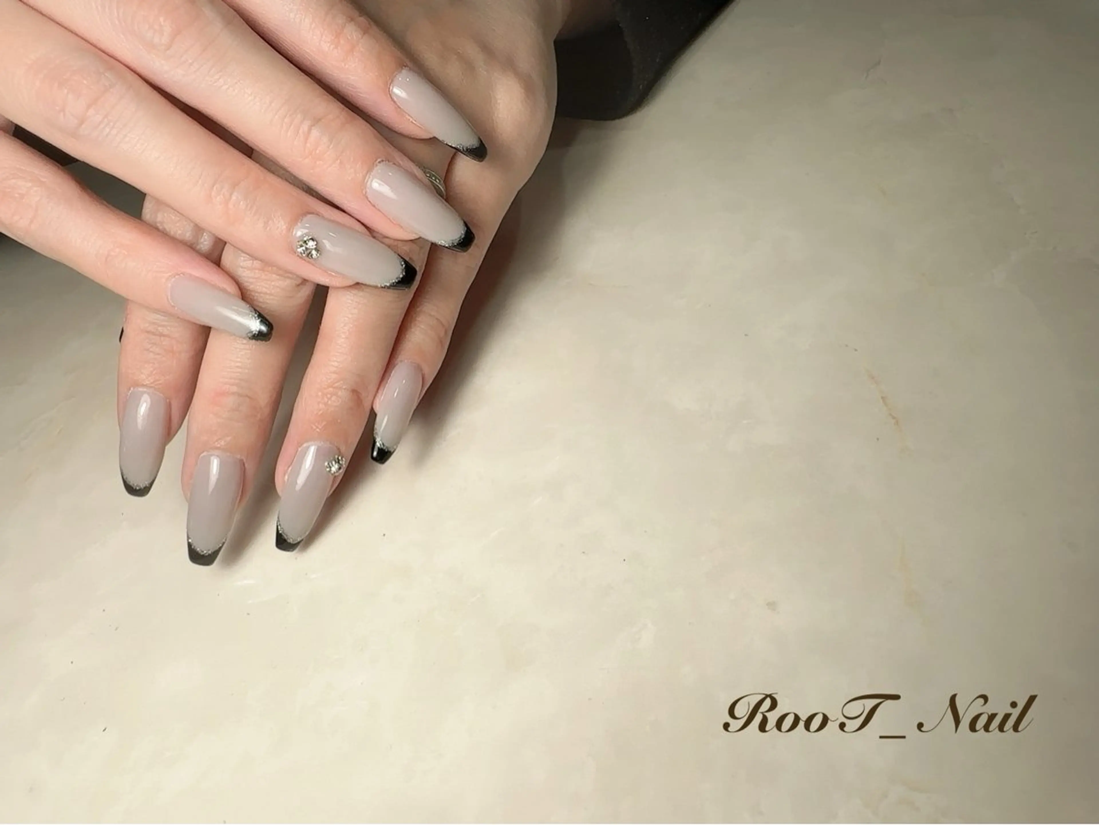 ネイル フレンチネイル ハンドネイル RooT Nailのネイルデザイン