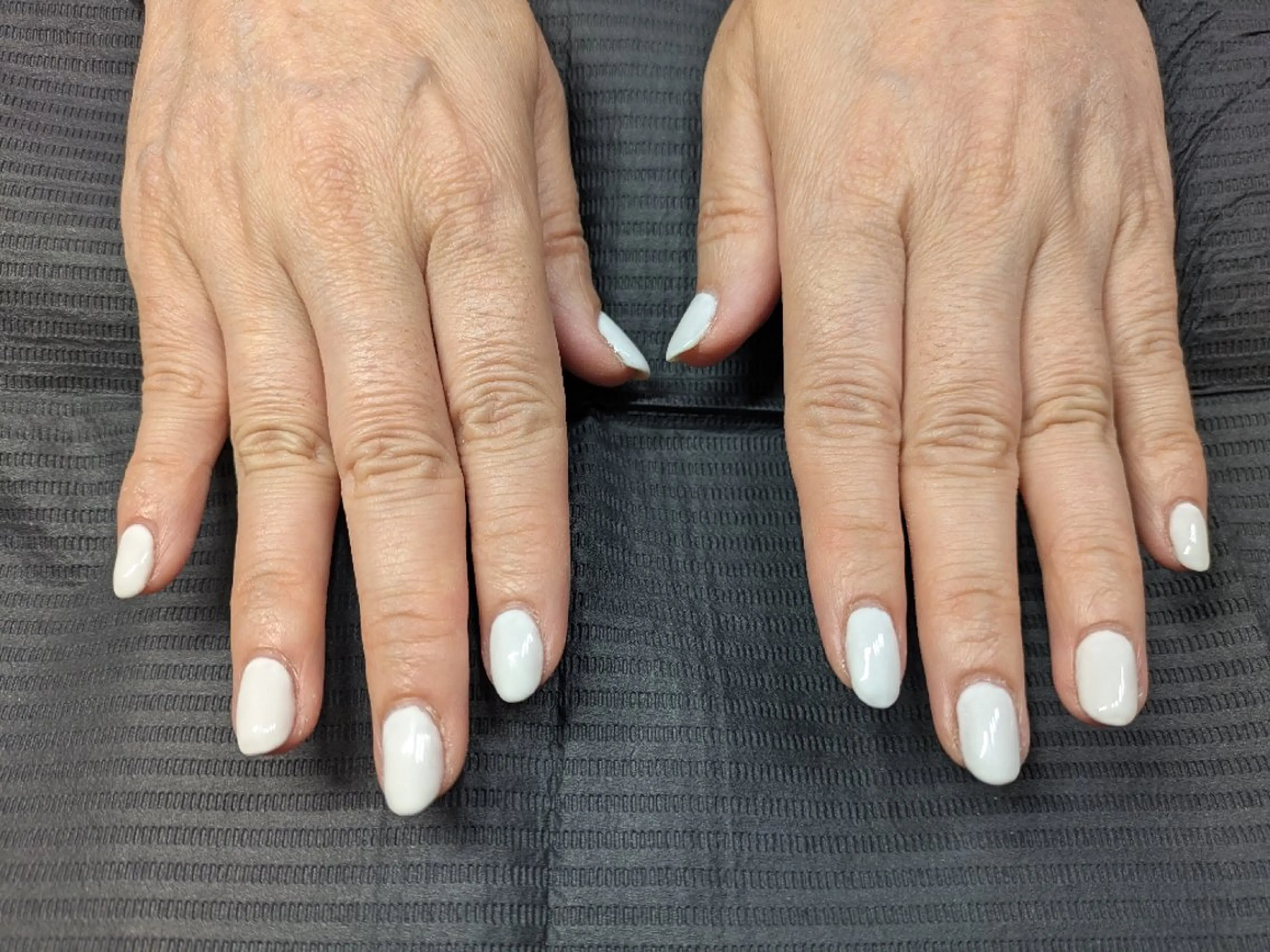 白ワンカラー、オフなし（カラー変更可）の写真