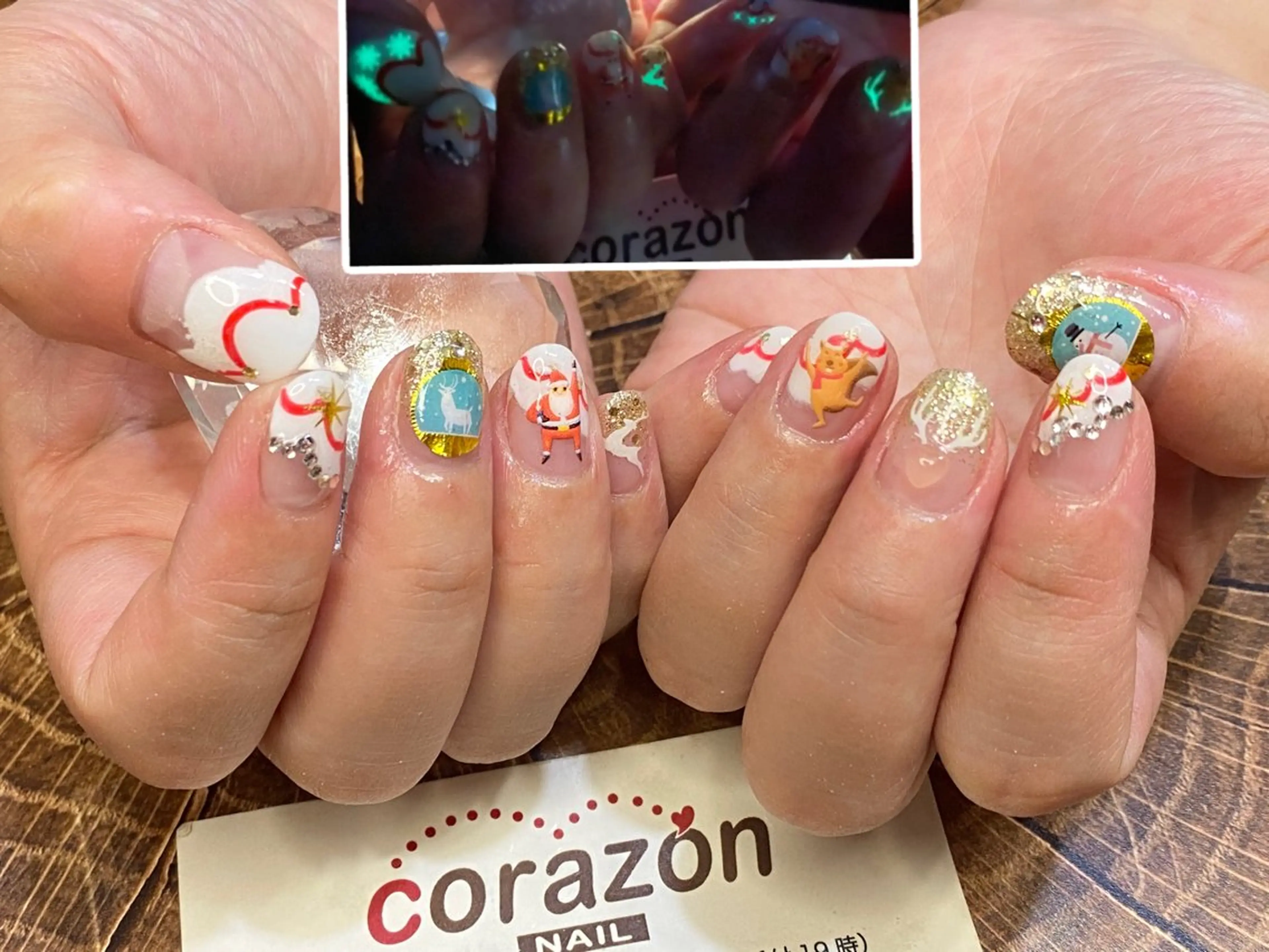 ネイル ゴールド 赤色 冬ネイル クリスマス corazon所属・ネイリスト aicoのネイルデザイン