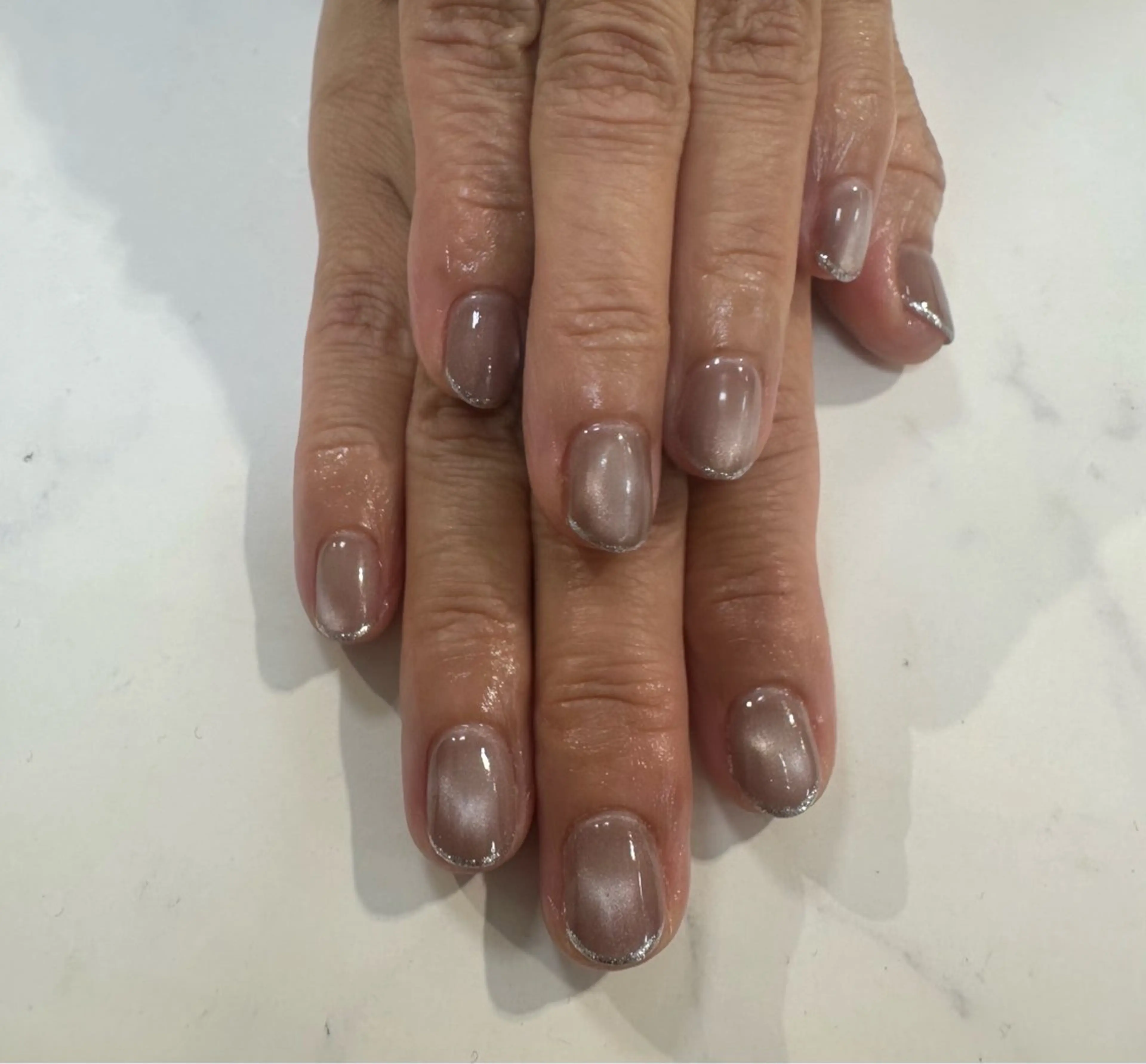 ネイル フレンチネイル ラメ(グリッター) マグネットネイル ハンドネイル LaViena姫路所属・e_nail 〜本格ケア〜のネイルデザイン