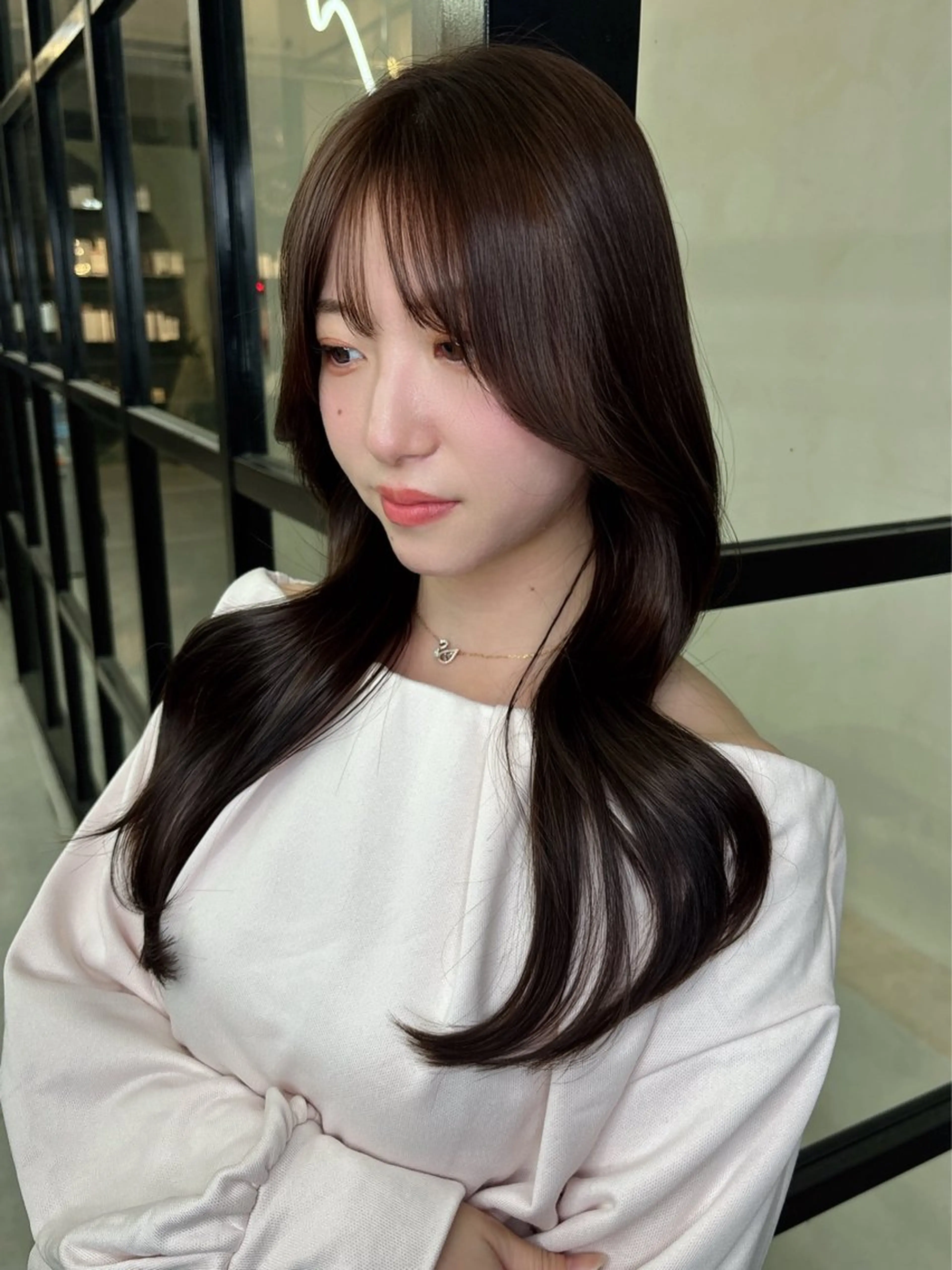 ロング カラー ブラウンカラー チョコレートブラウン レイヤーカット カット ヘアカラー MaisonHALU 松浦光咲のヘアスタイル