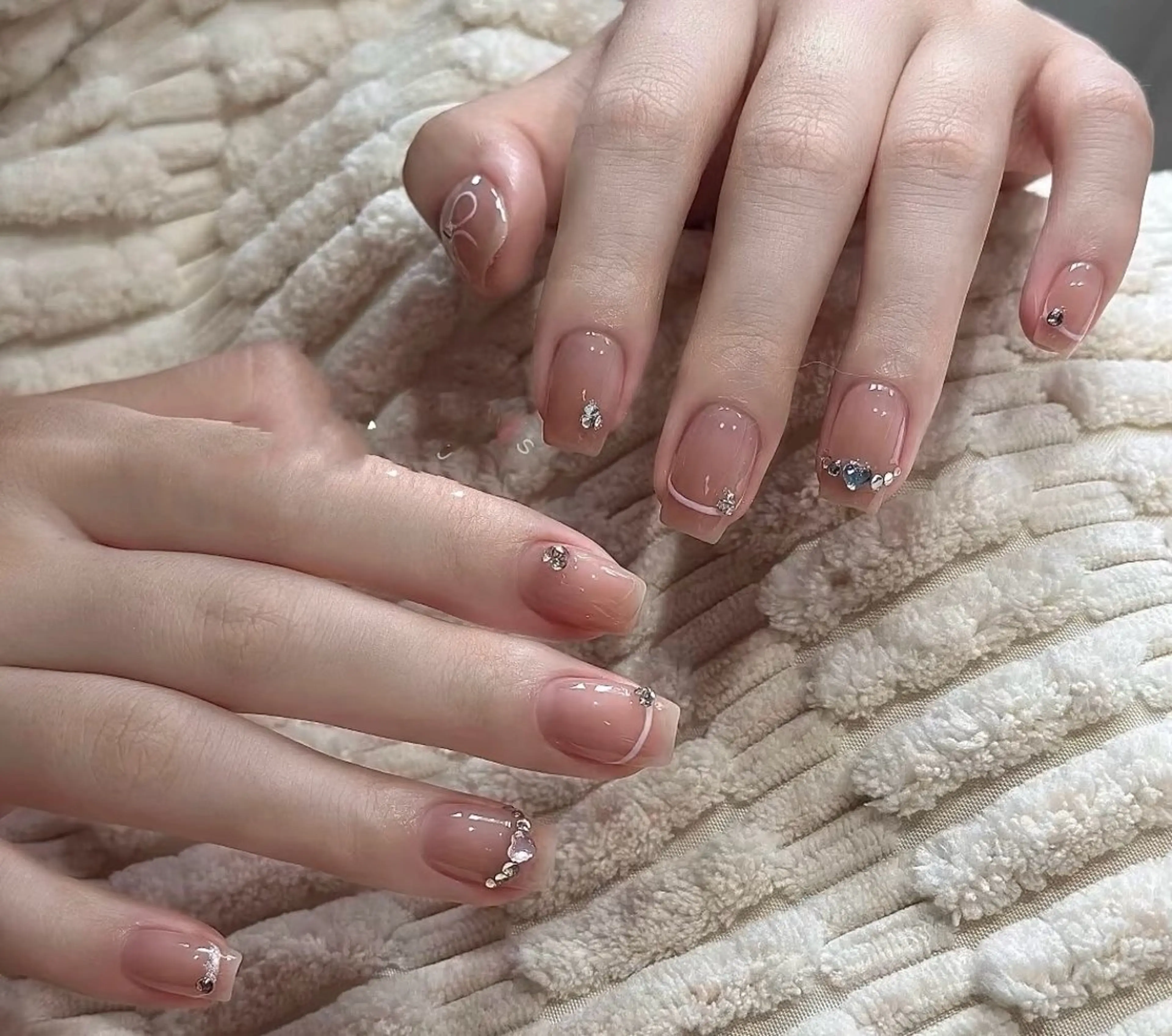 ネイル チークネイル 長さ出し フレンチネイル ガーリー 韓国ネイル sun nail池袋 モデル募集のネイルデザイン