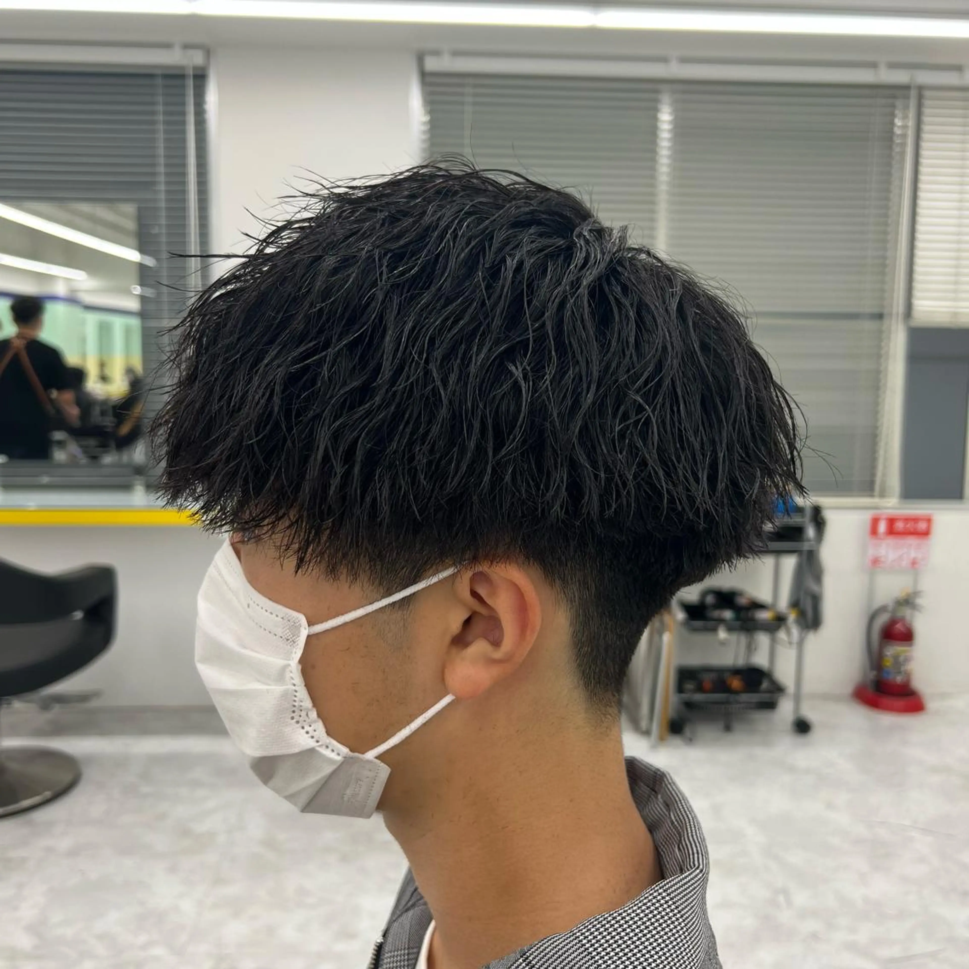 ショート カラー パーマ ヘアアレンジ メンズ キッズ ネイル マツエク・マツパ アイブロウ アップバング センターパート メンズハイライト マッシュ メンズパーマ 🔷横浜1のパーマ 職人🔷将太郎のヘアスタイル