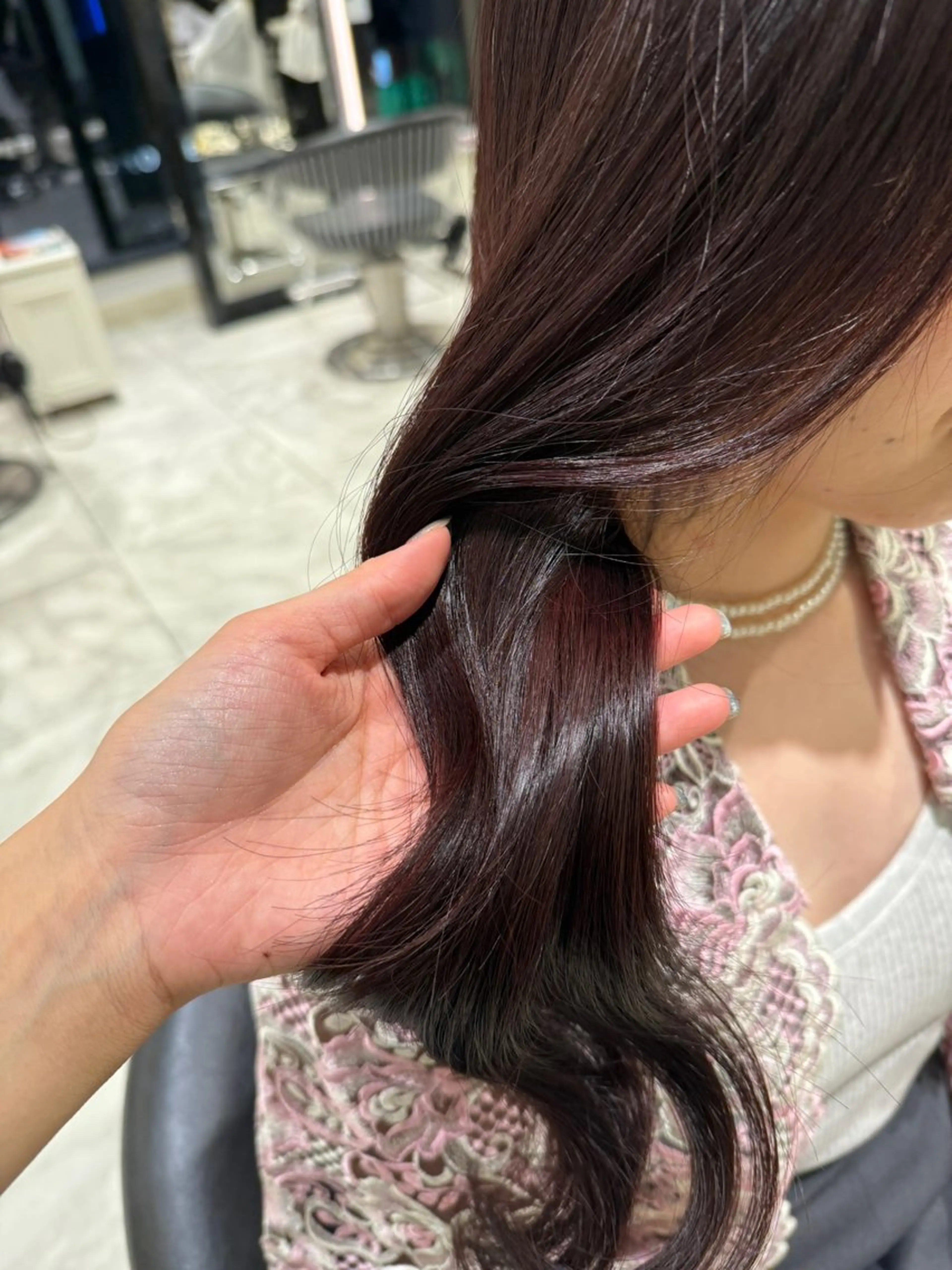 ロング カラー ピンクカラー レッドカラー カット ヘアカラー トリートメント ボブ・ショートパーマ 🌻Yurinaのヘアスタイル