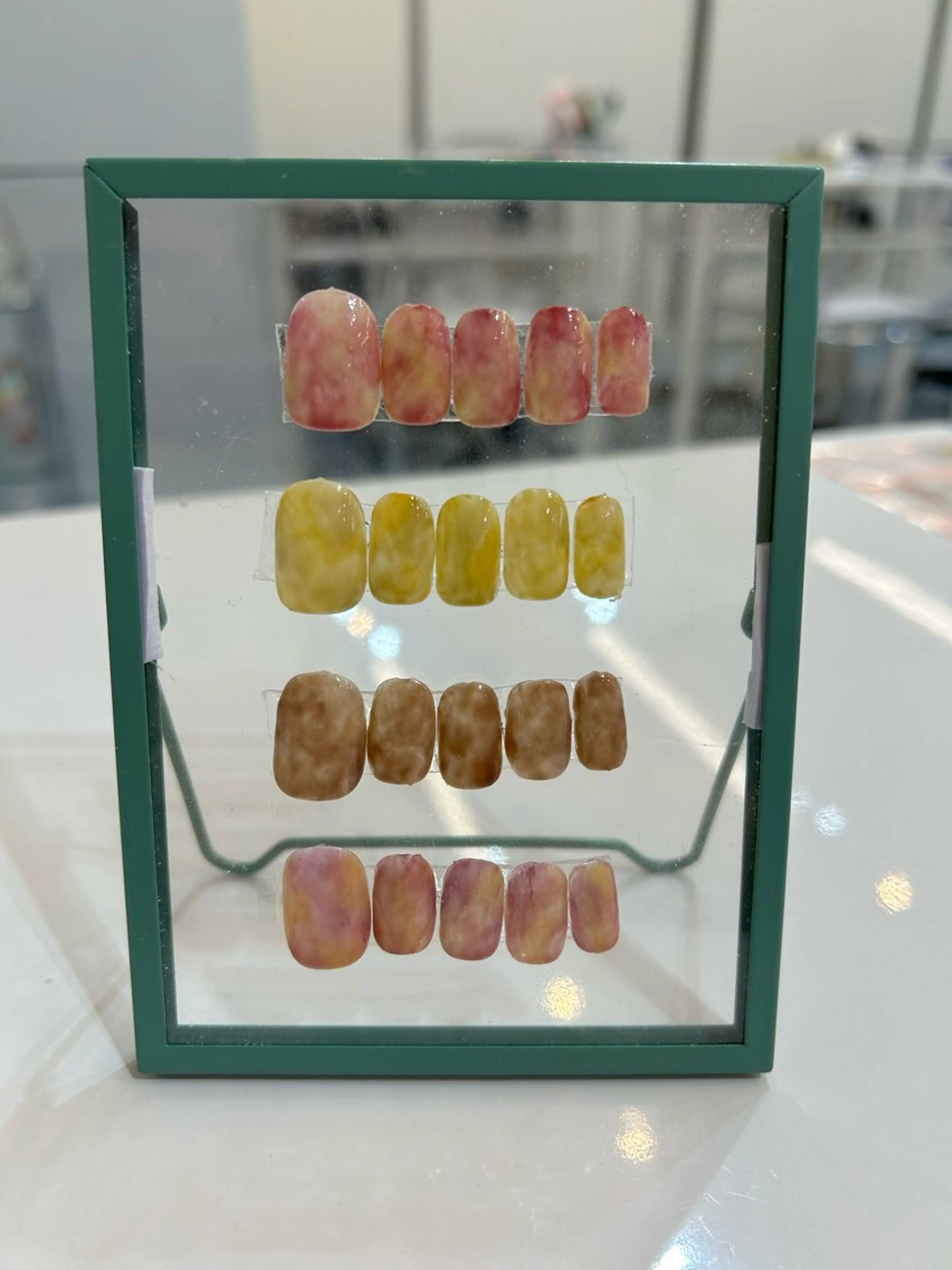 ネイル pool SHIBATAのネイルデザイン