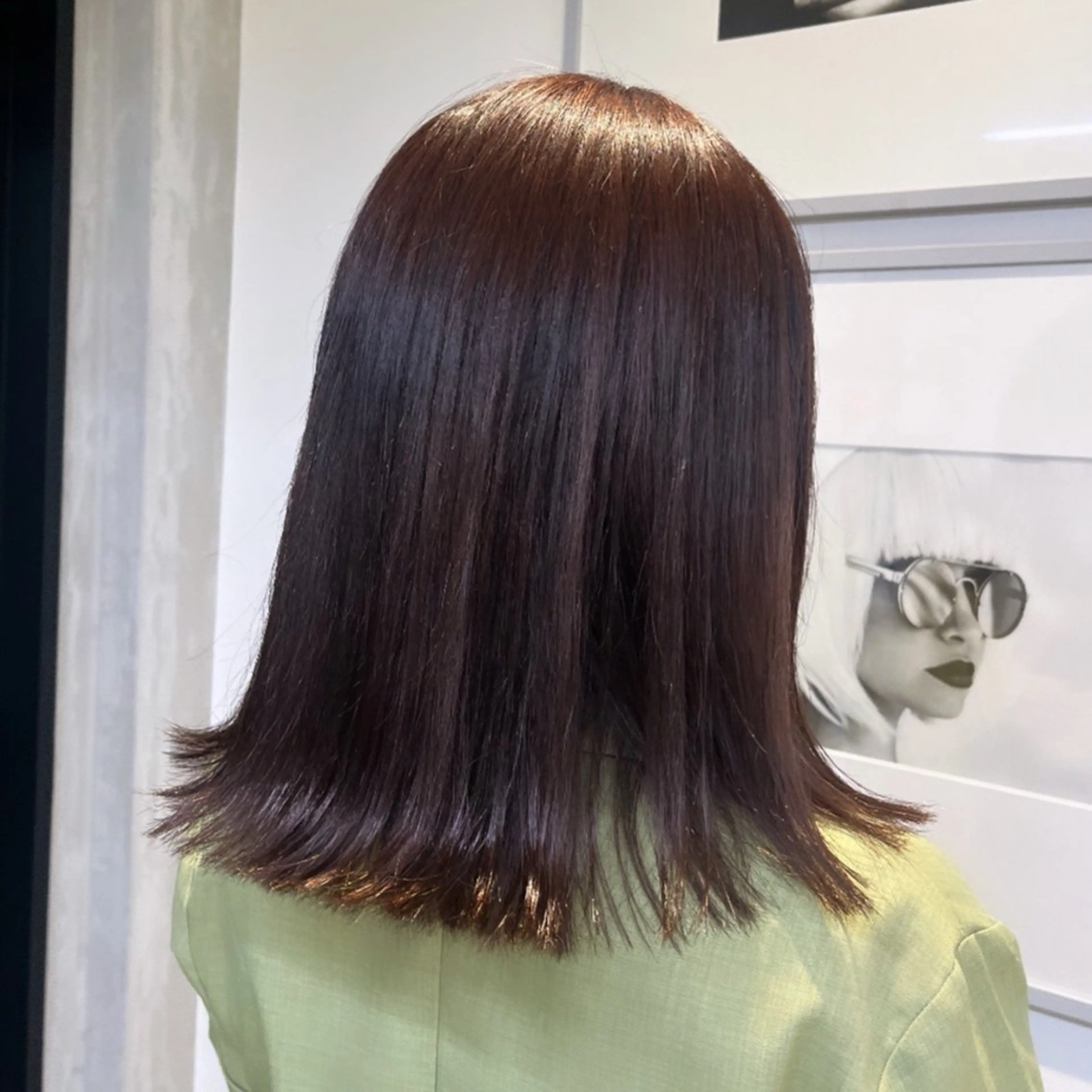 ミディアム カラー ベージュカラー ブラウンカラー ブラウンベージュ ショコラブラウン 透明感カラー ヘアカラー トリートメント ヘッドスパ ヘアセット カジュアルを女っぽく 𝗮𝘆𝗮𝗰𝗼のヘアスタイル