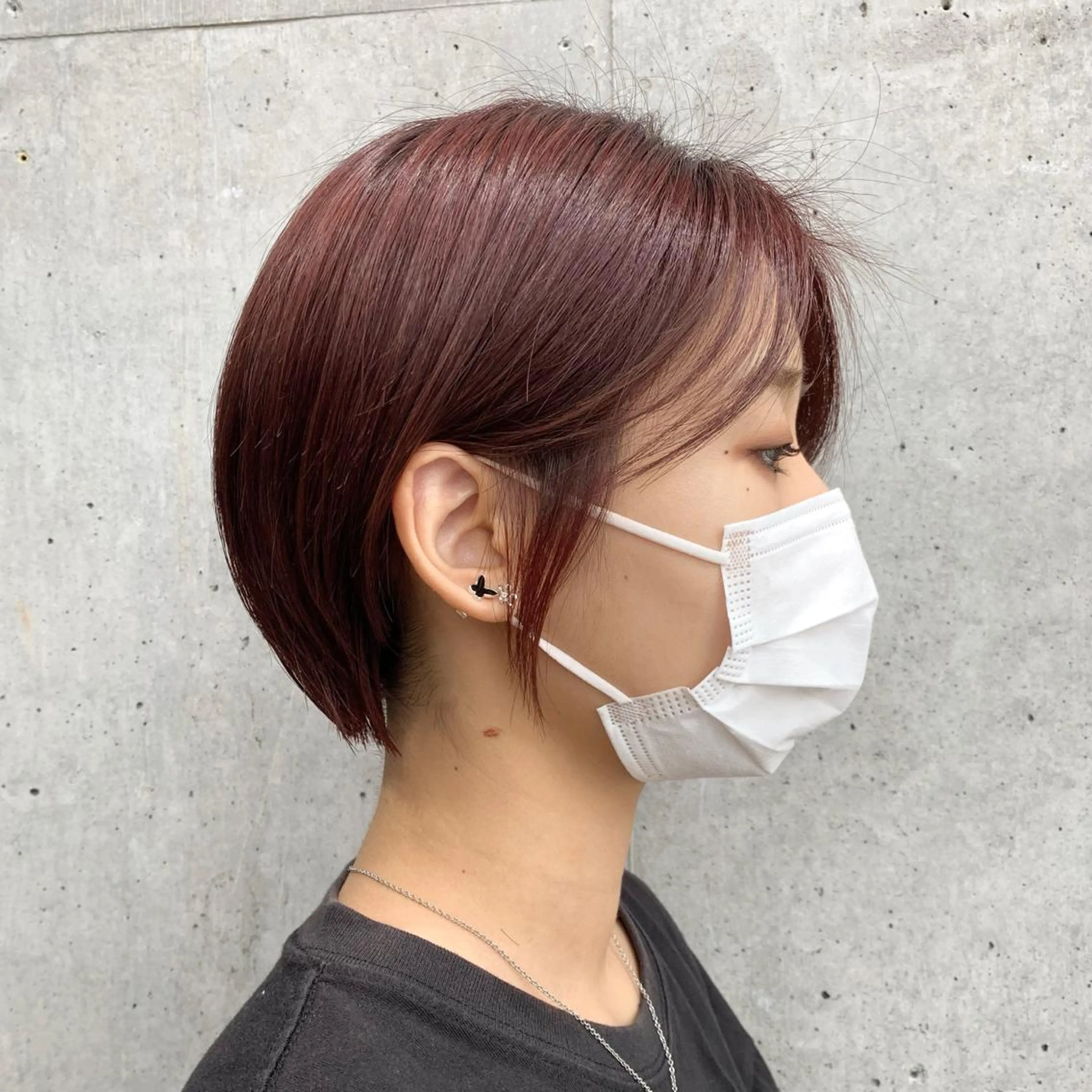 ショート カラー アッシュ アッシュグレー アッシュグレージュ バレイヤージュ ミストバング 韓国ヘア 🦋KIRA🦋のヘアスタイル