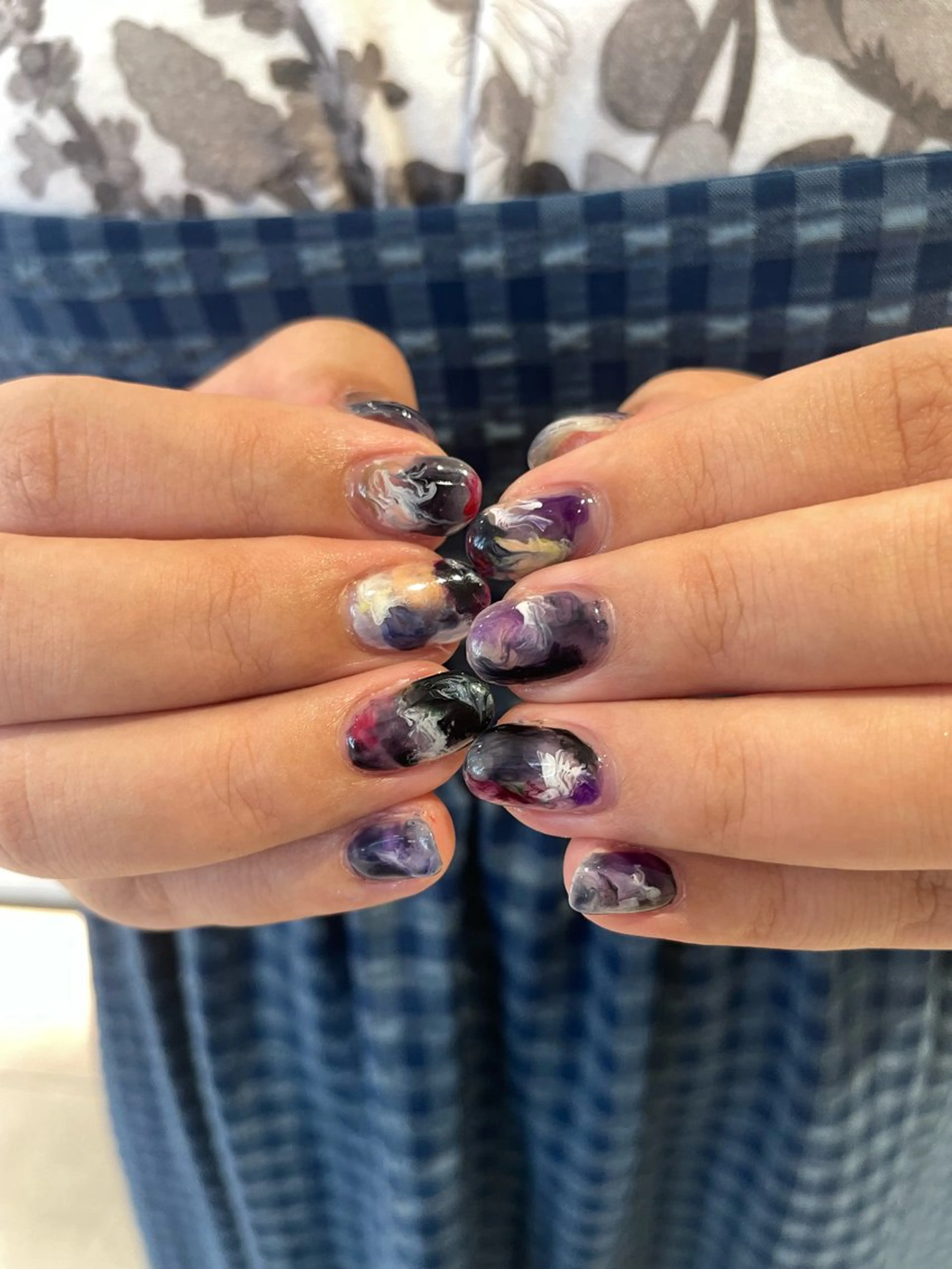 ネイル ハンドネイル 🌟暖色系ハイトーン 🌟AIのヘアスタイル