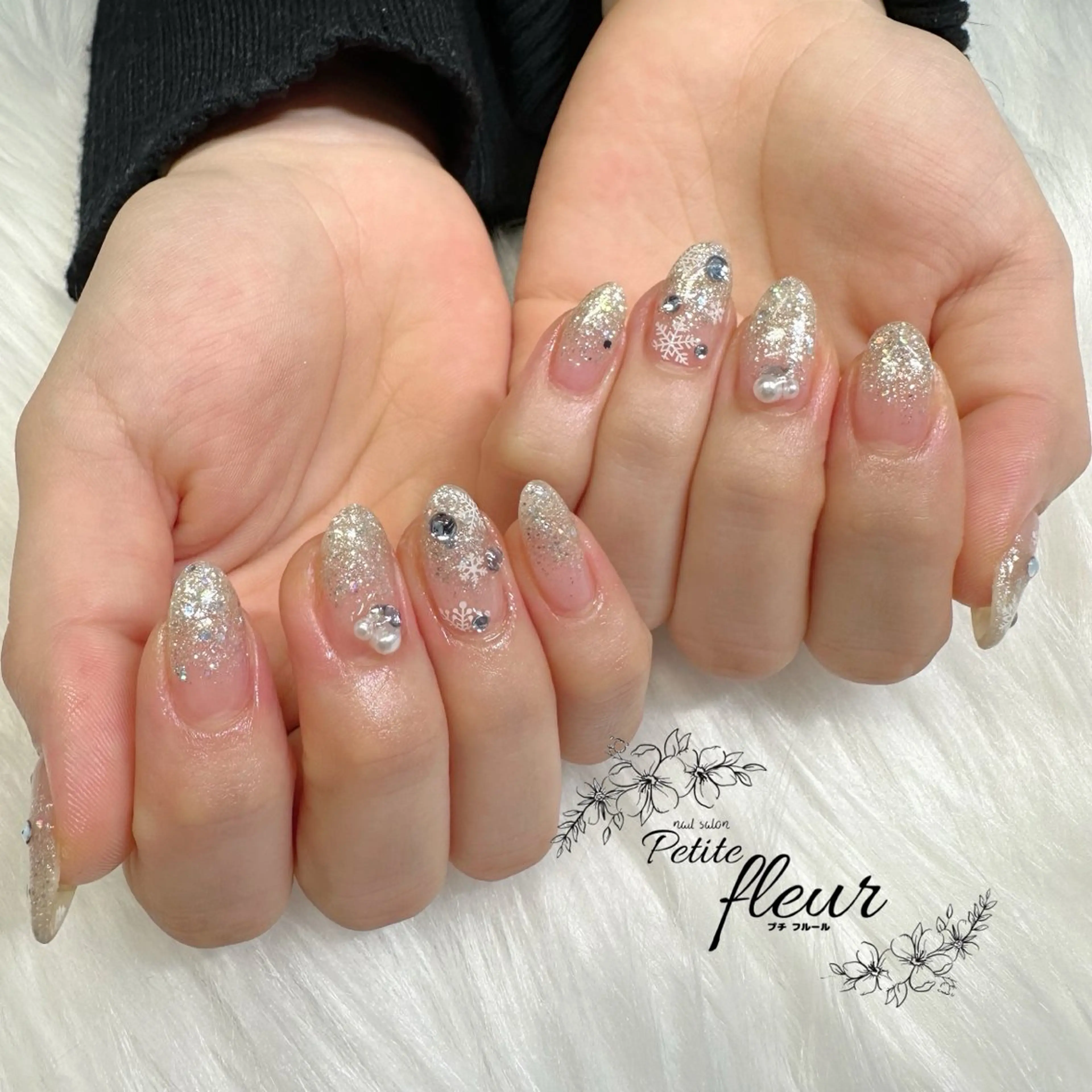 ネイル キラキラネイル ハンドネイル ❁⃘*。Petite fleur❁⃘*りさのネイルデザイン