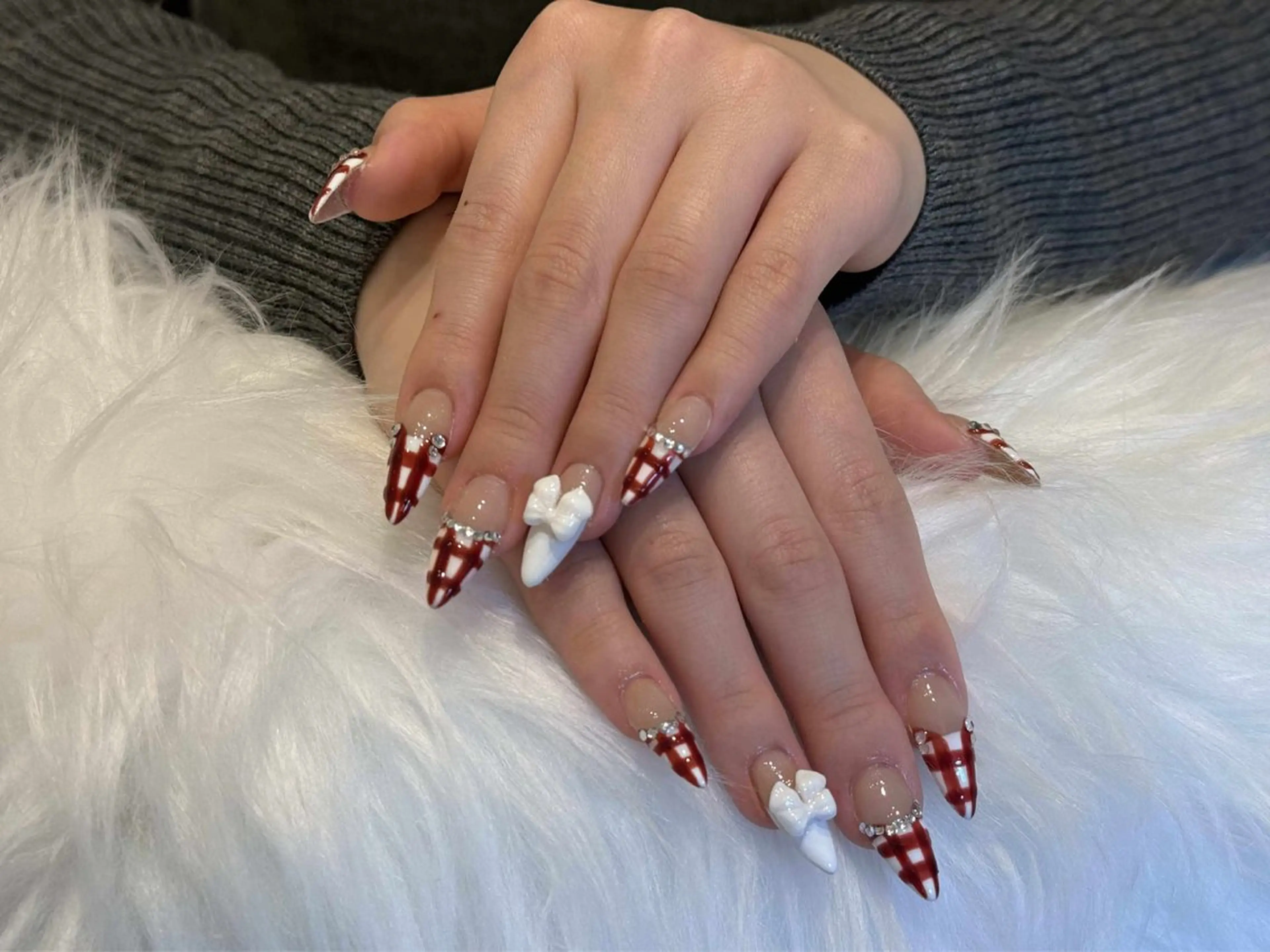 ネイル チークネイル ドット フレンチネイル グラデーション ハート ハンドネイル ハンドケア Nihonthy Nail 新宿所属・Anrya panのネイルデザイン