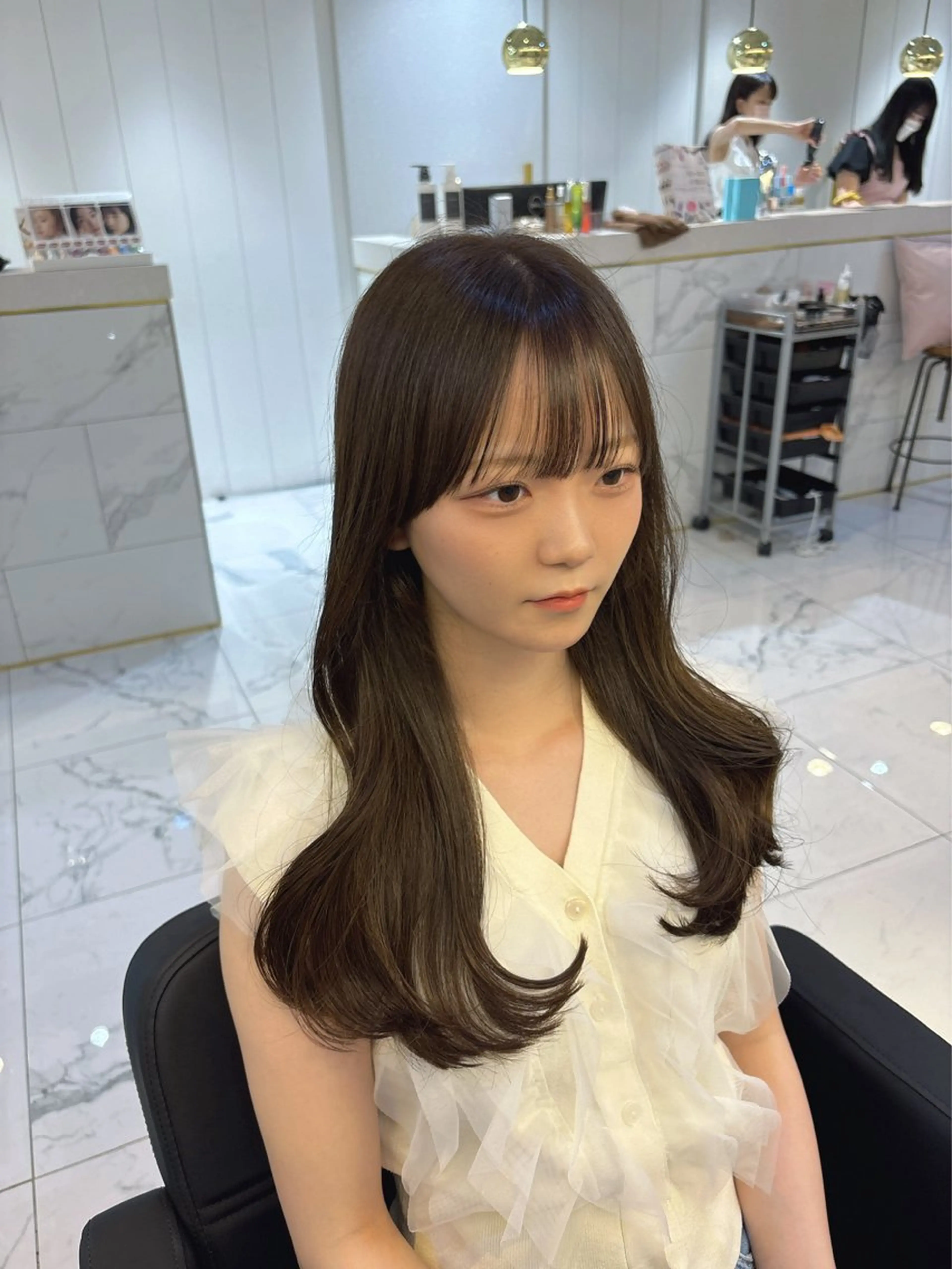 ロング 透明感カラー/大阪 Rieのヘアスタイル