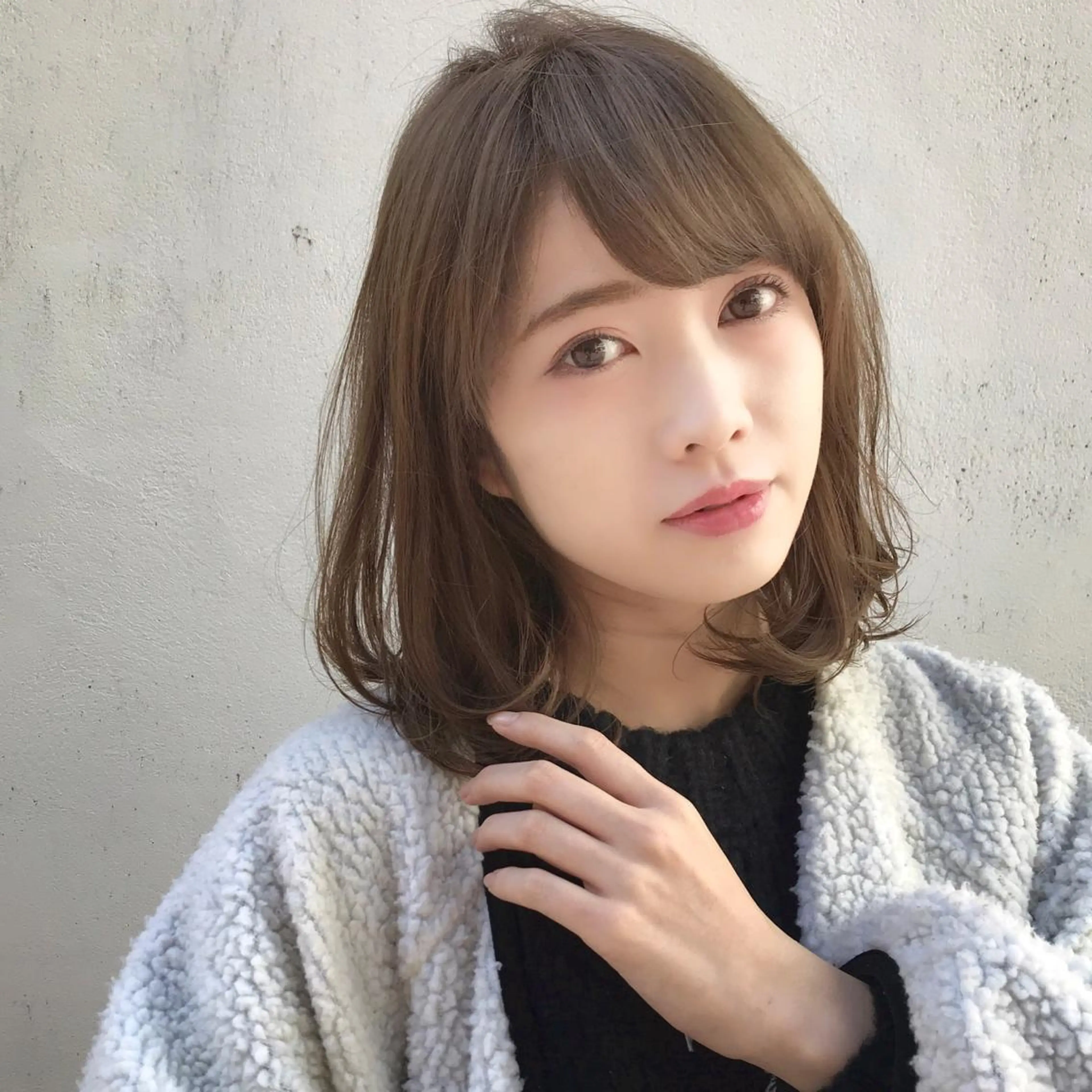 ミディアム カラー 寺山 佳貴のヘアスタイル