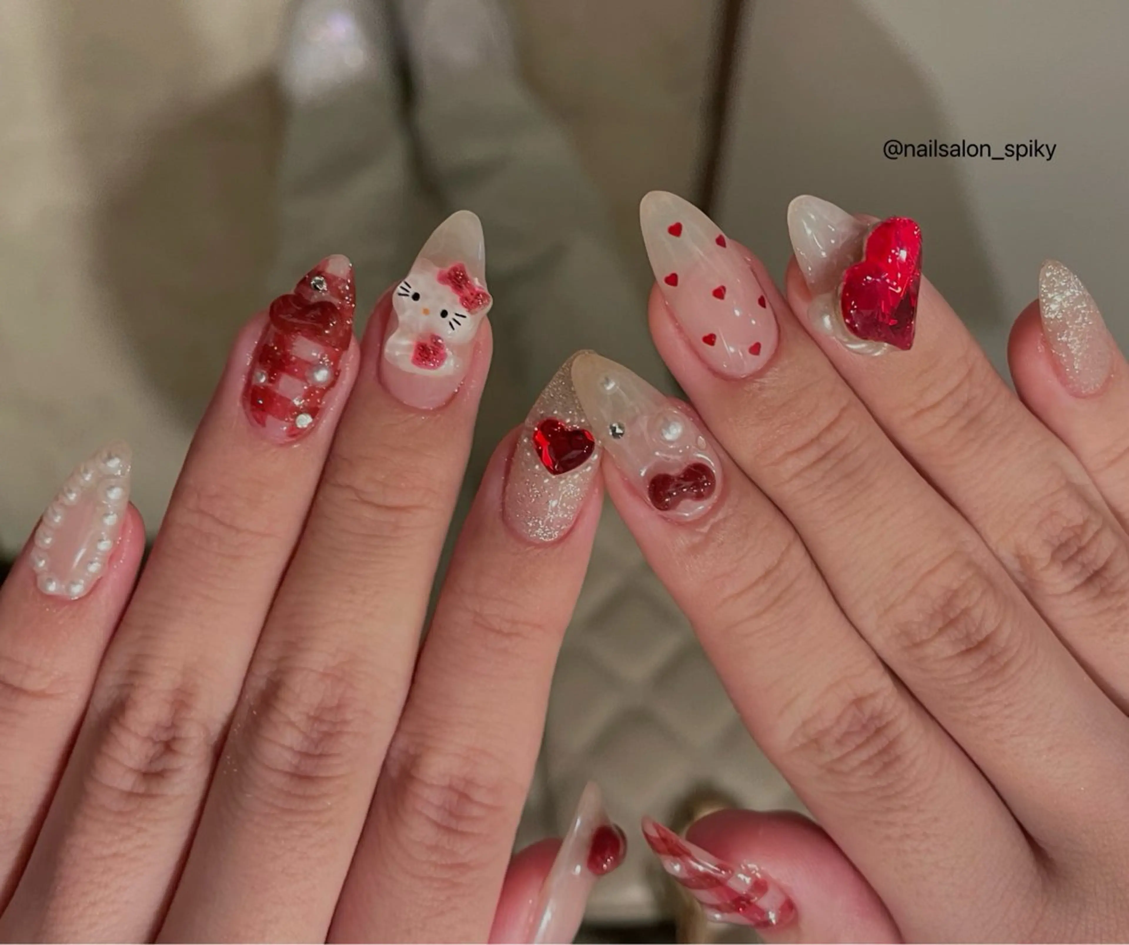 ネイル Spiky とうげ ふうかのネイルデザイン