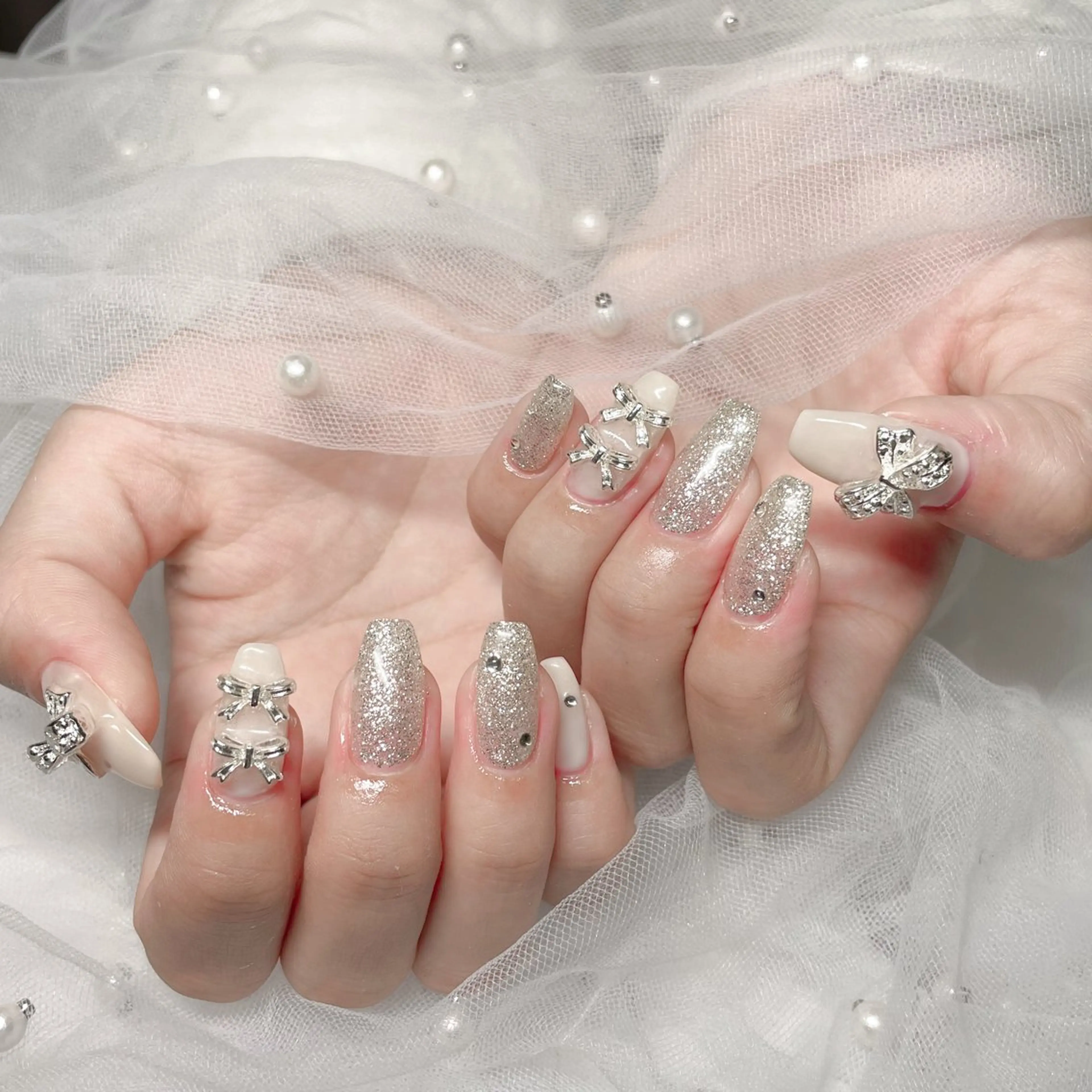 ネイル 🎀藤沢ガーリーネイ ル/長さ出し🎀のネイルデザイン