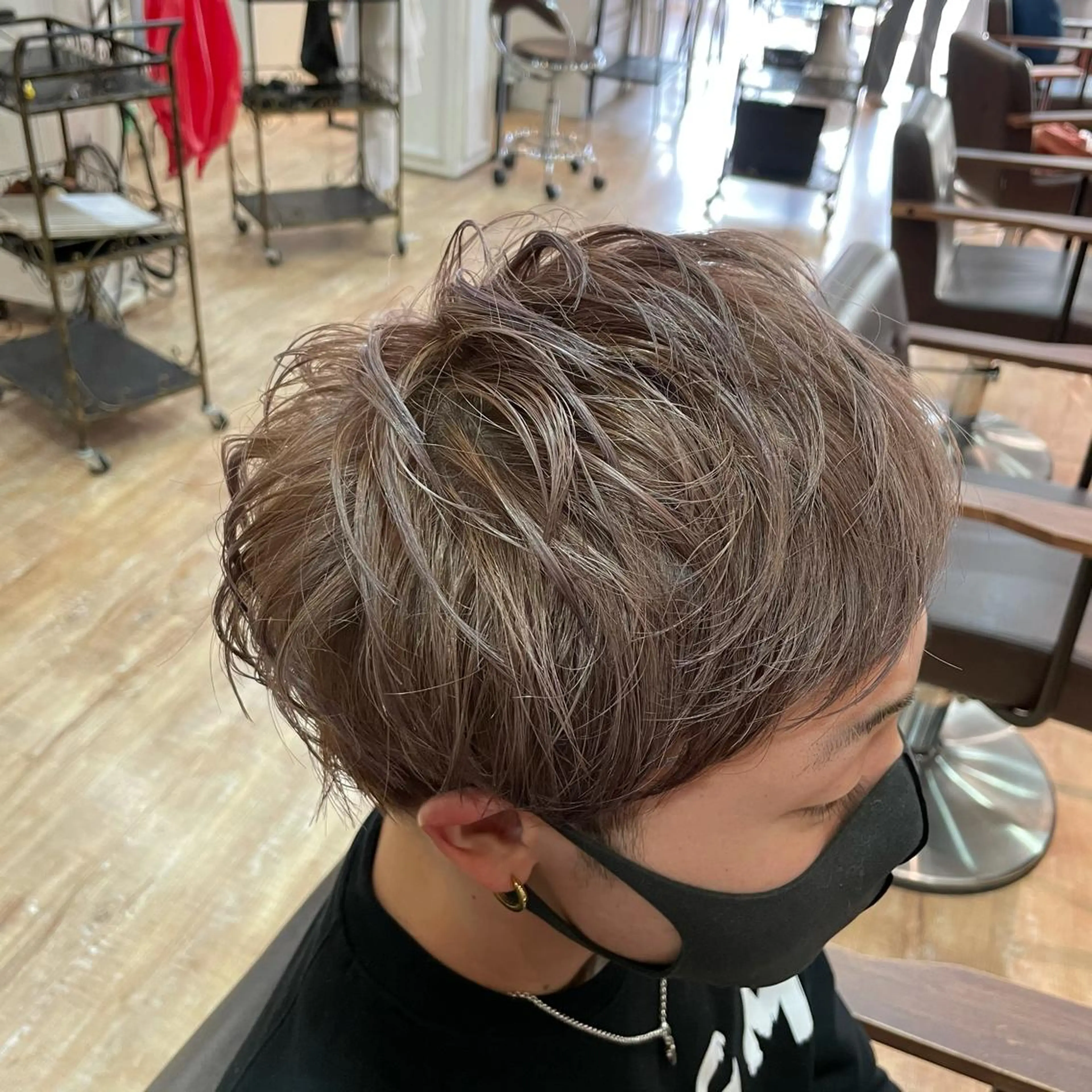 ショート カラー メンズ 大阪長居🌱野見山 卓也のヘアスタイル
