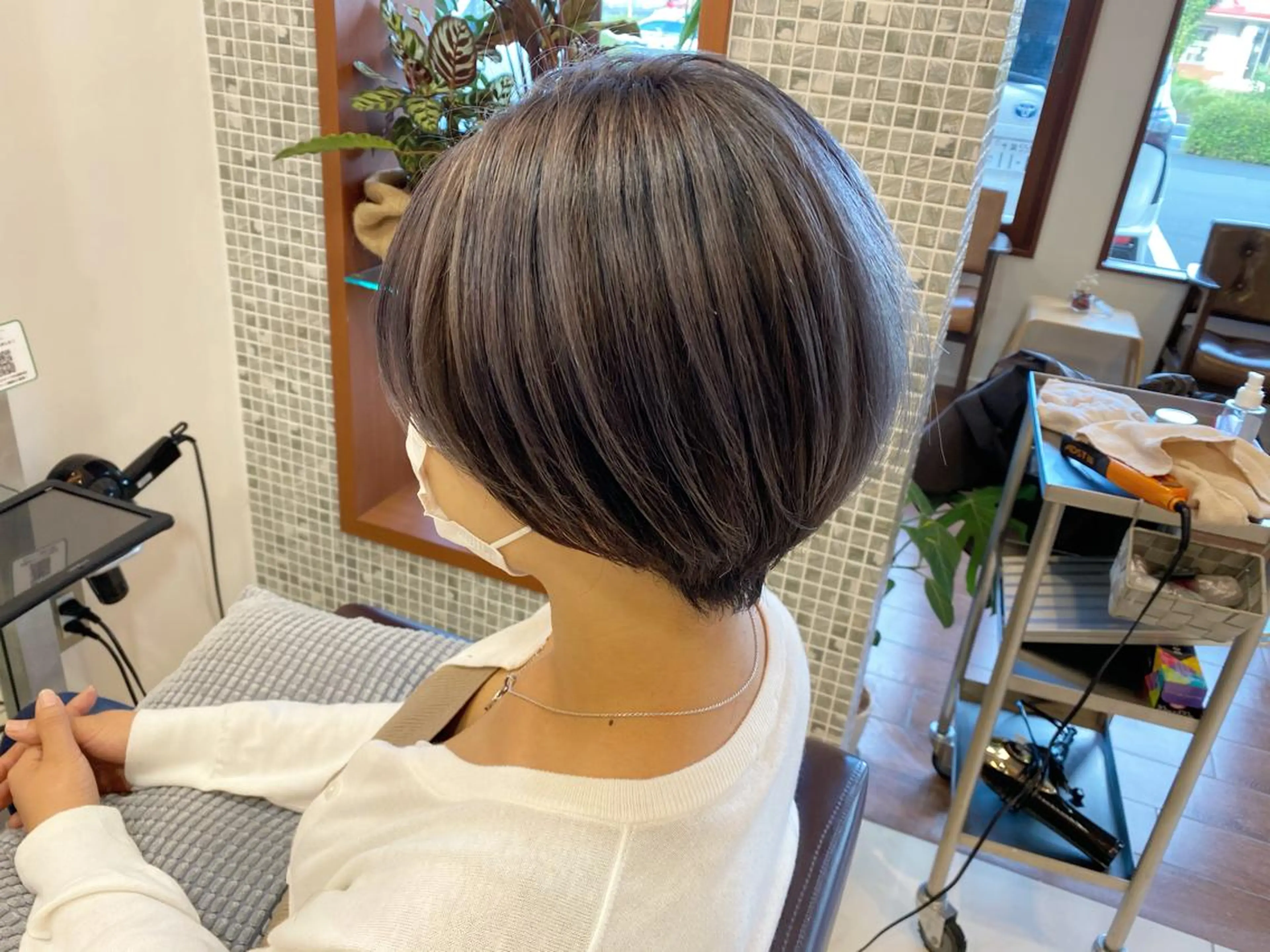 ショート カラー ハンサムショート レイヤーカット ショートヘア カット ヘアカラー トリートメント 鈴木 翔梧のヘアスタイル