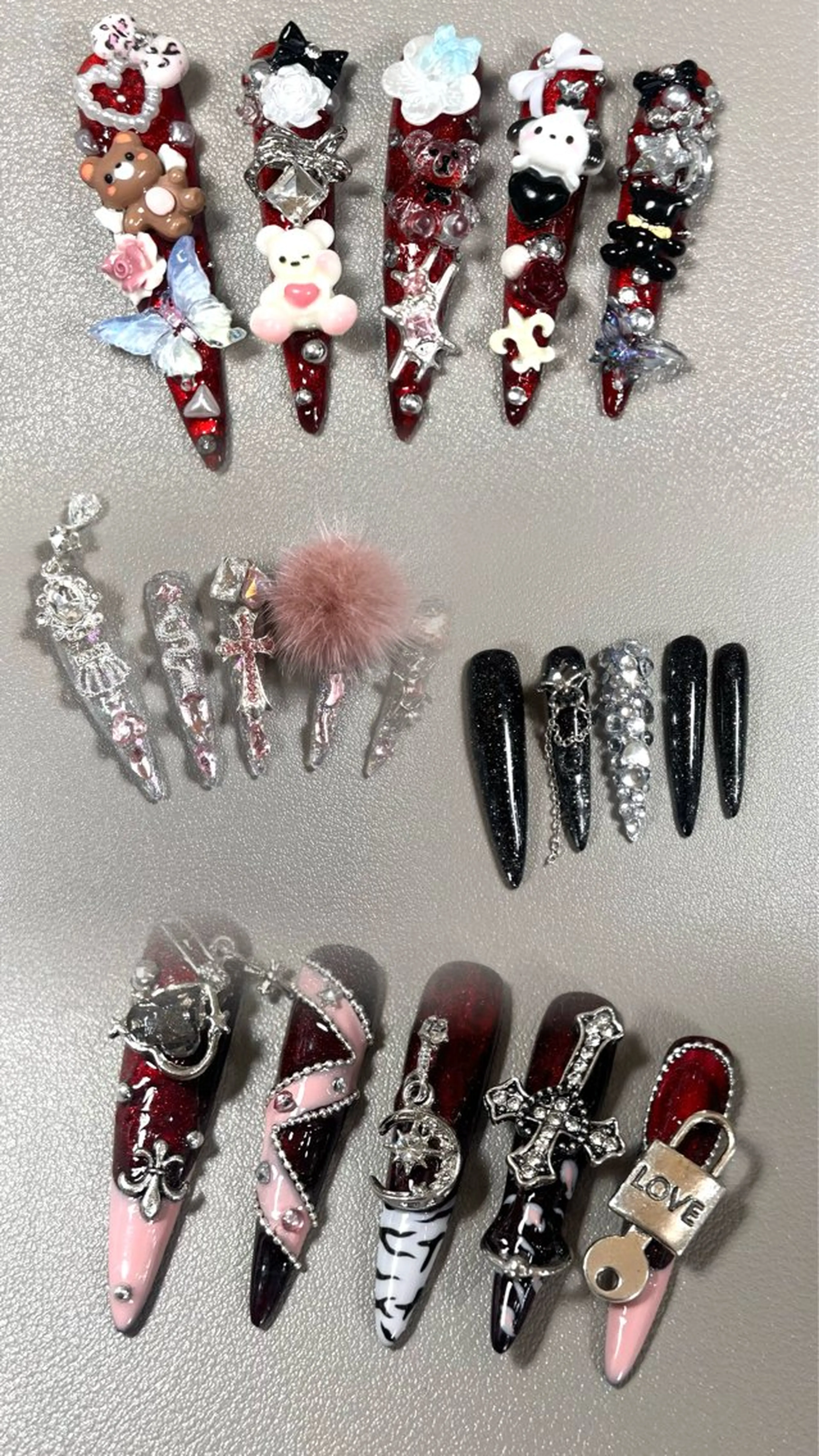 ネイル フラッシュネイル フレンチネイル グラデーション キラキラネイル 韓国ネイル ハンドネイル Lina nail所属・Lunaa 池袋のネイルデザイン